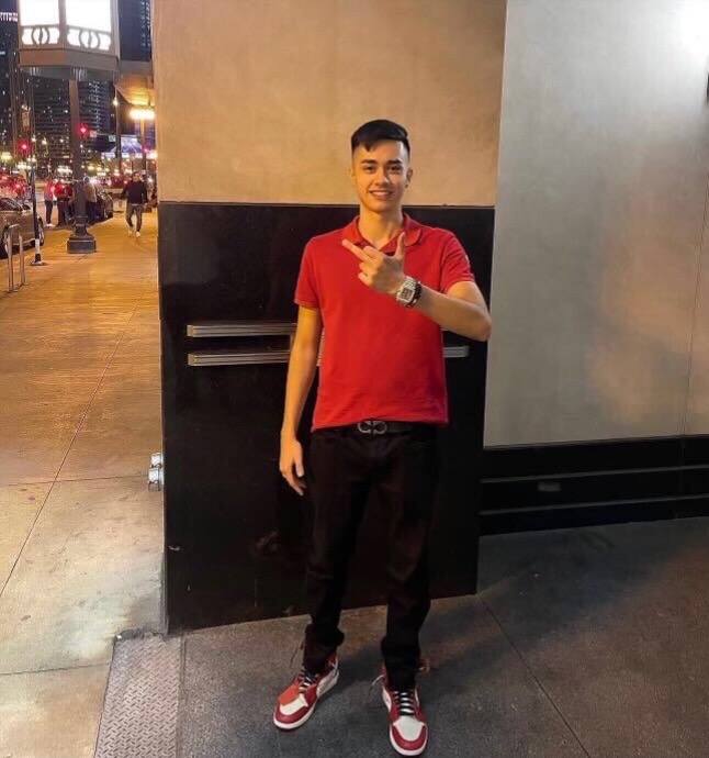 @Unchained Connections