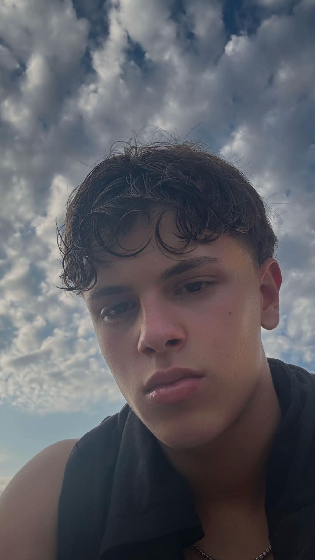 @𝓜𝓐𝓣𝓣𝓘𝓐 🪬