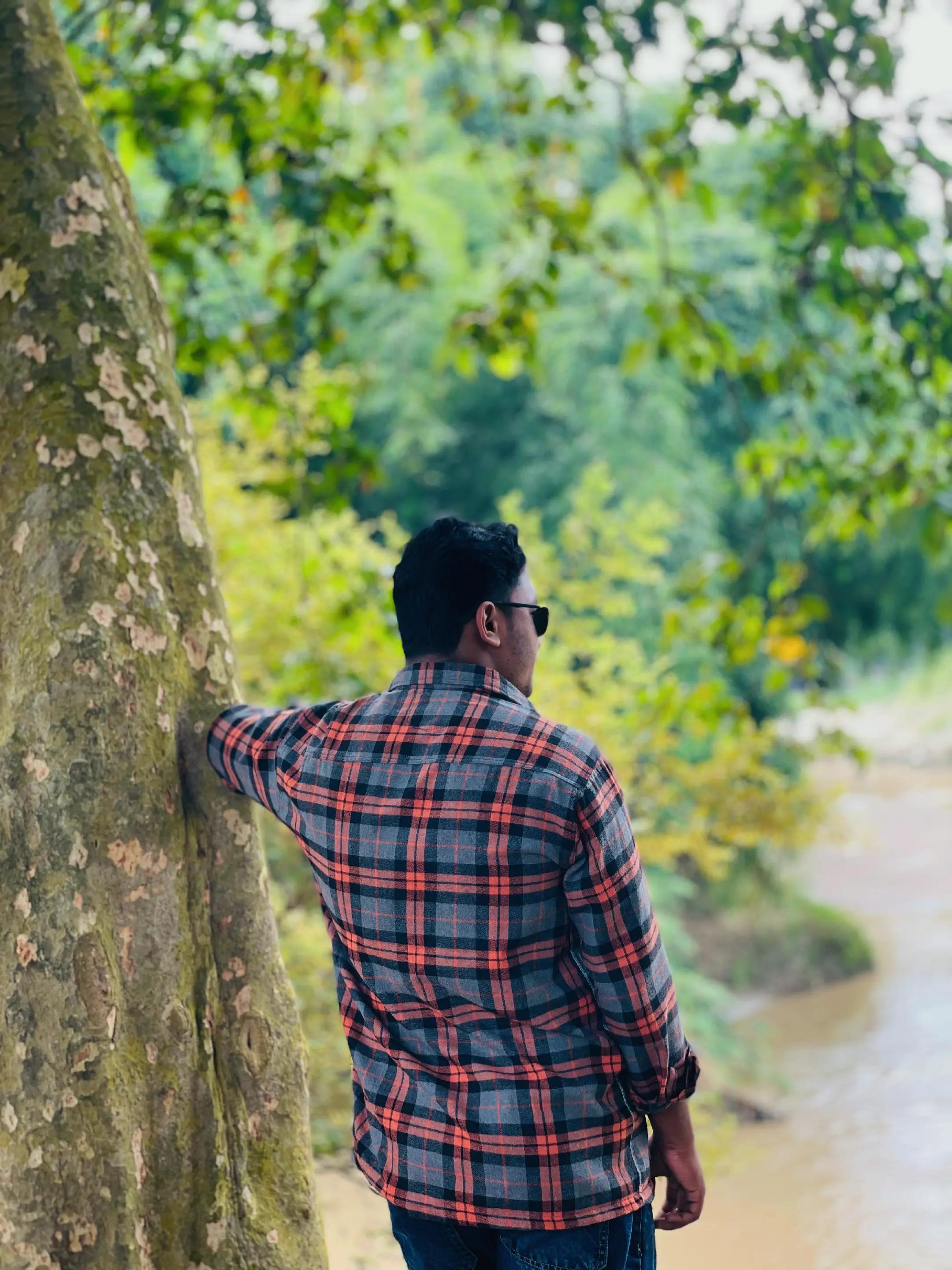 @পরিবারের বড় ছেলে