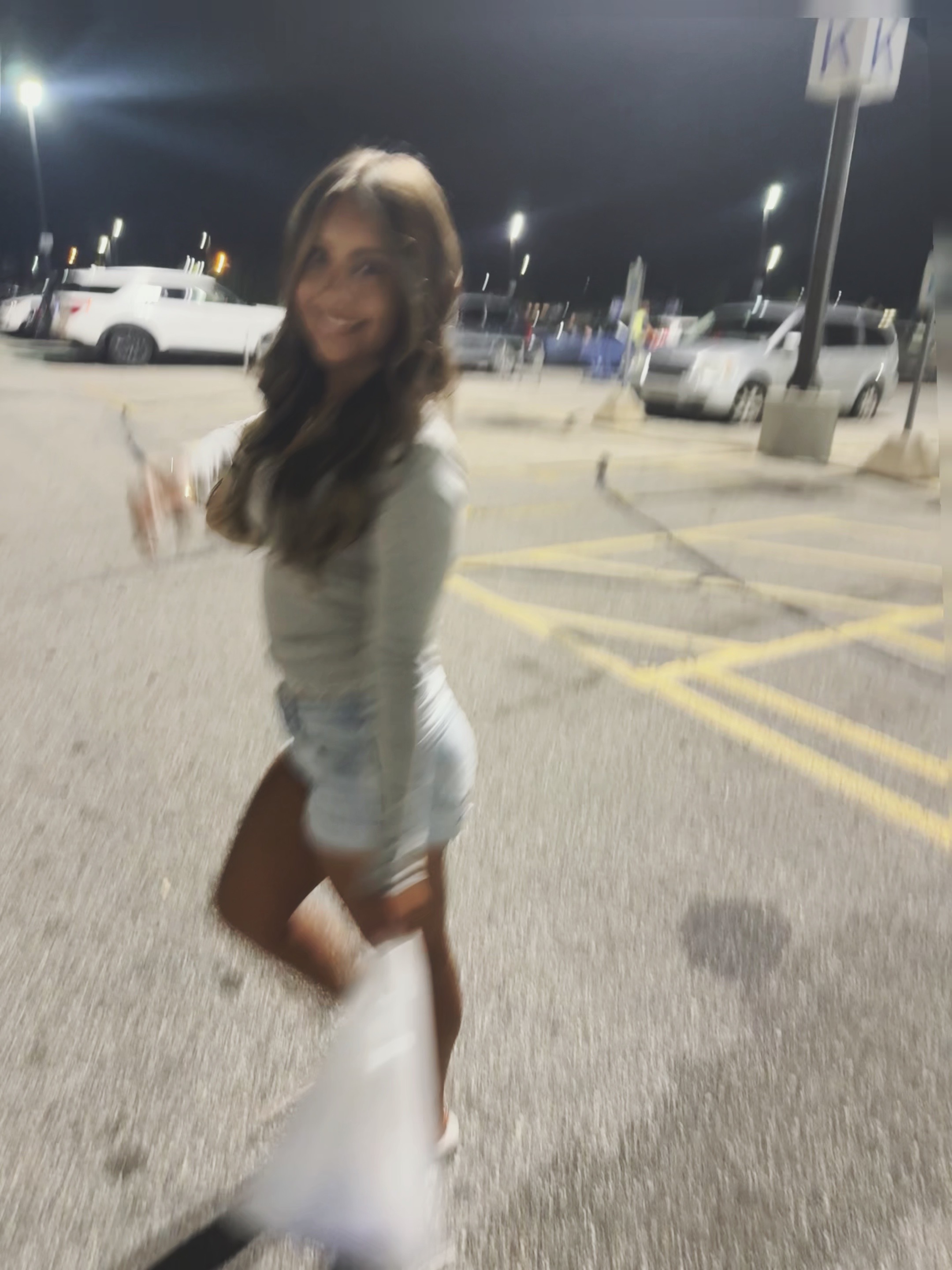 @kayleearellanoo241