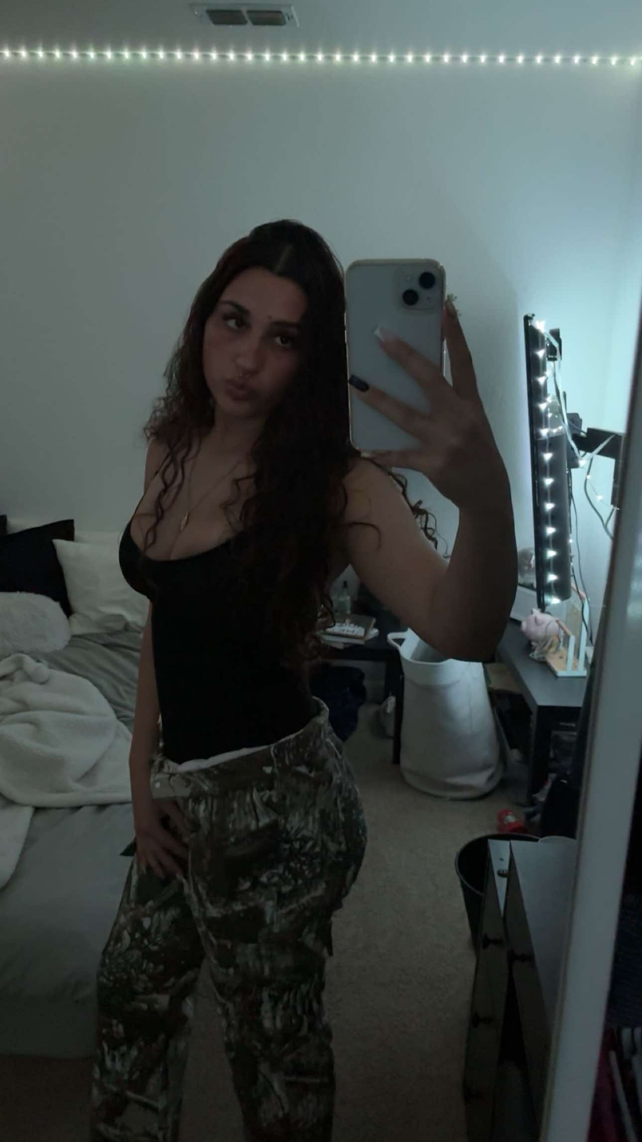 @Isa
