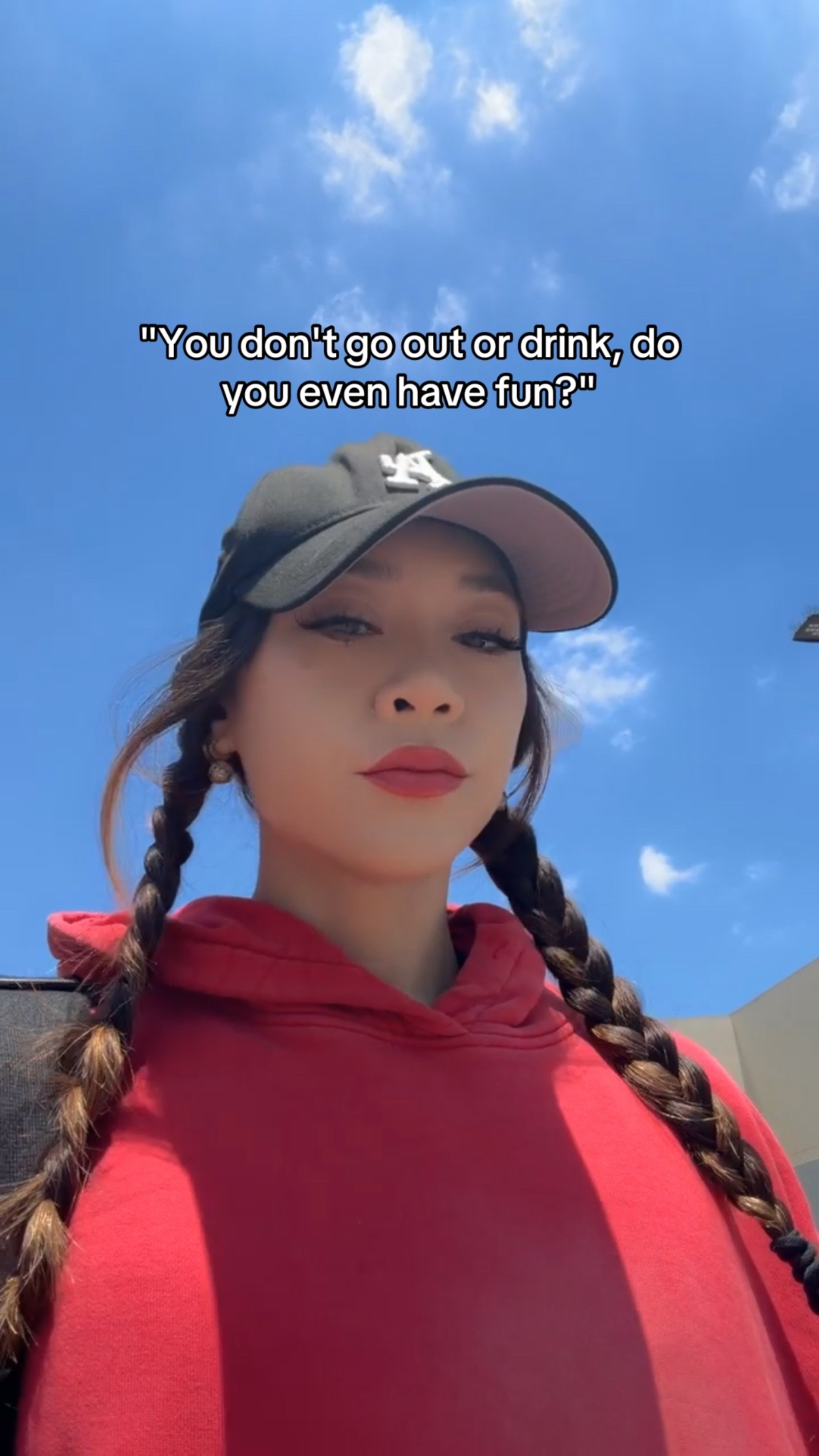 @danigoingsfit 𒉭