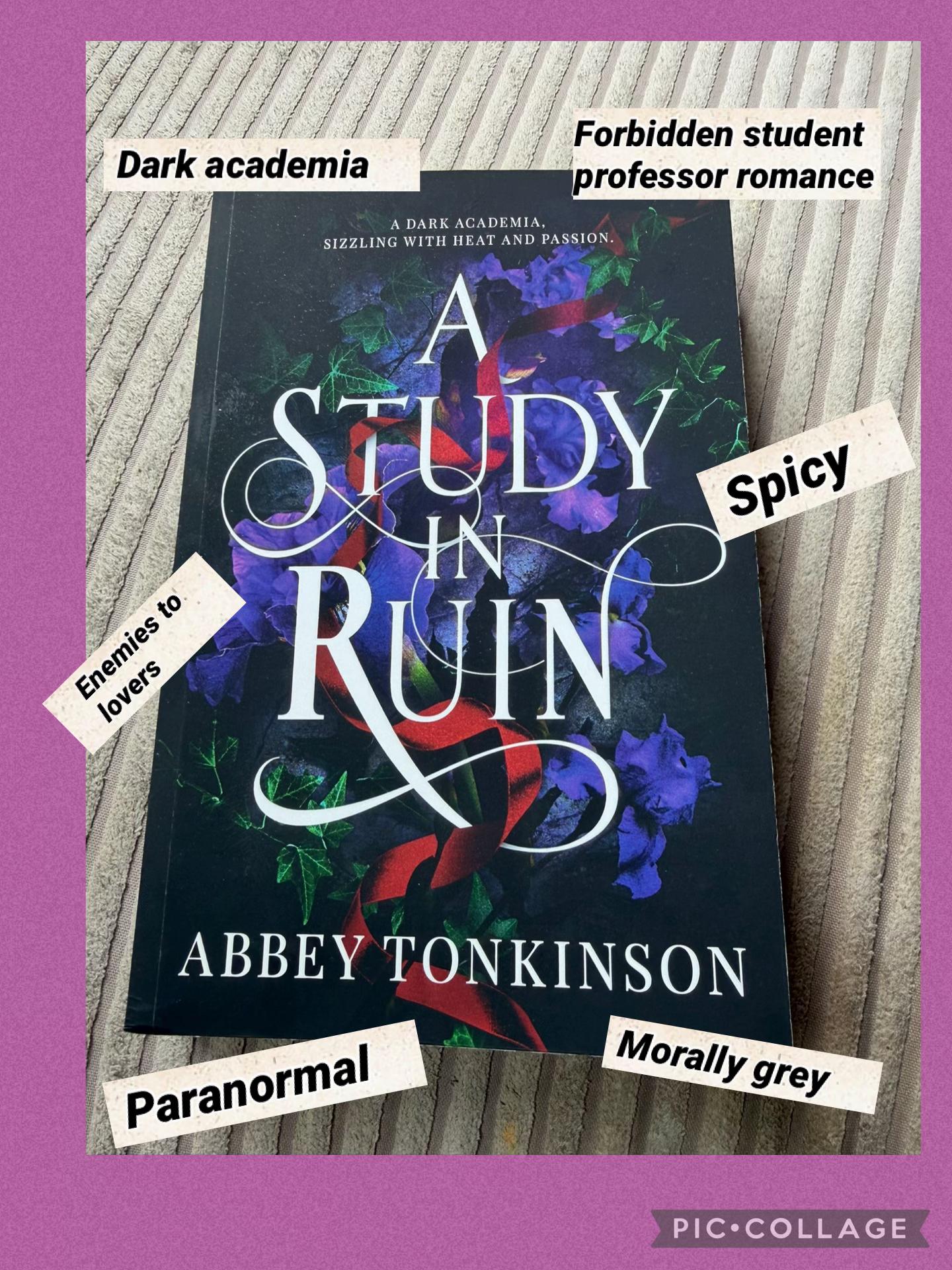 @Rozellascozycorner 📚🇬🇧