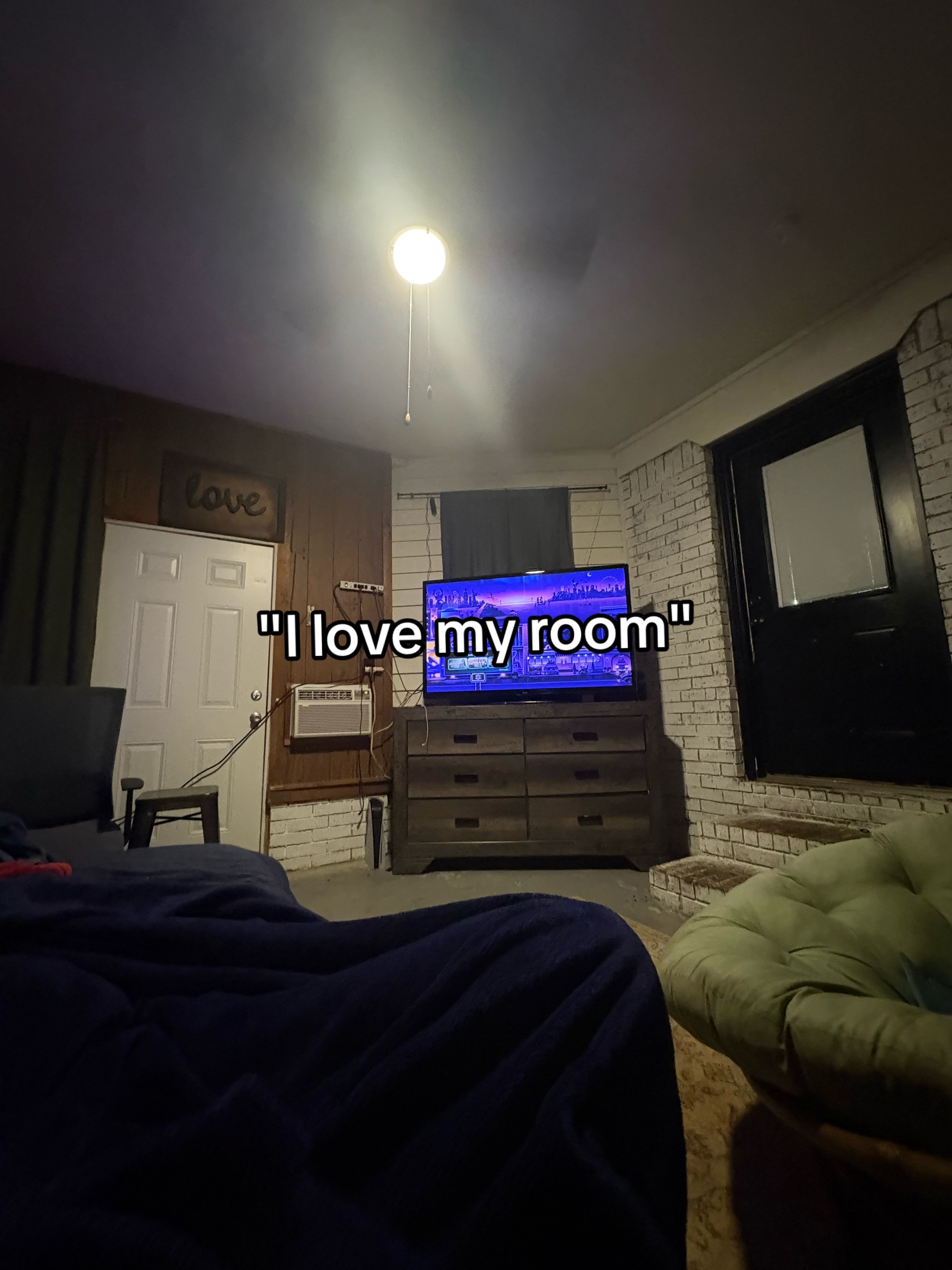 @ⓑεℕ𝓷𝐲(ง •̀_•́)ง