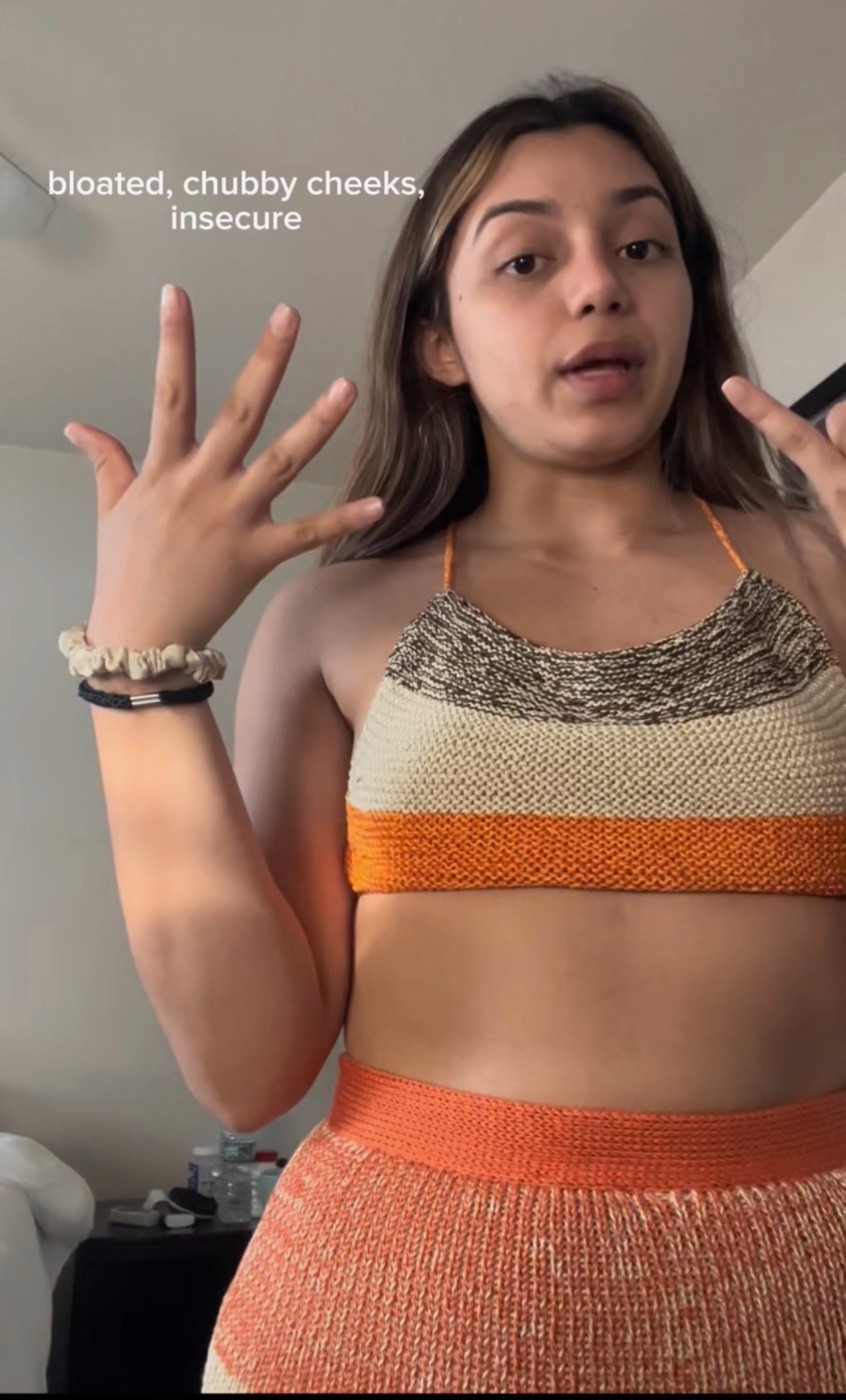 @Bella