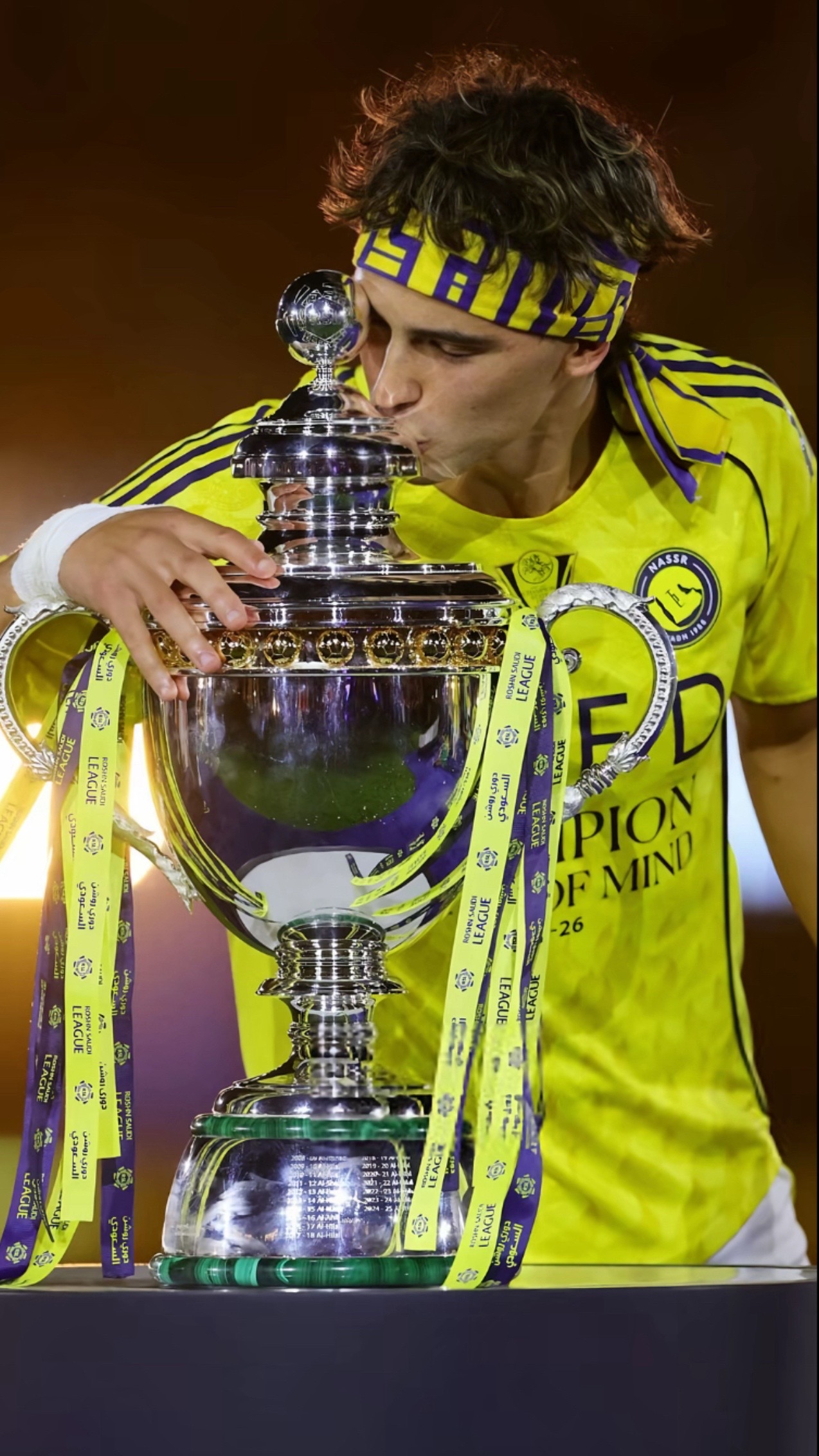 @النصر بطلا لدوري روشن💛💛