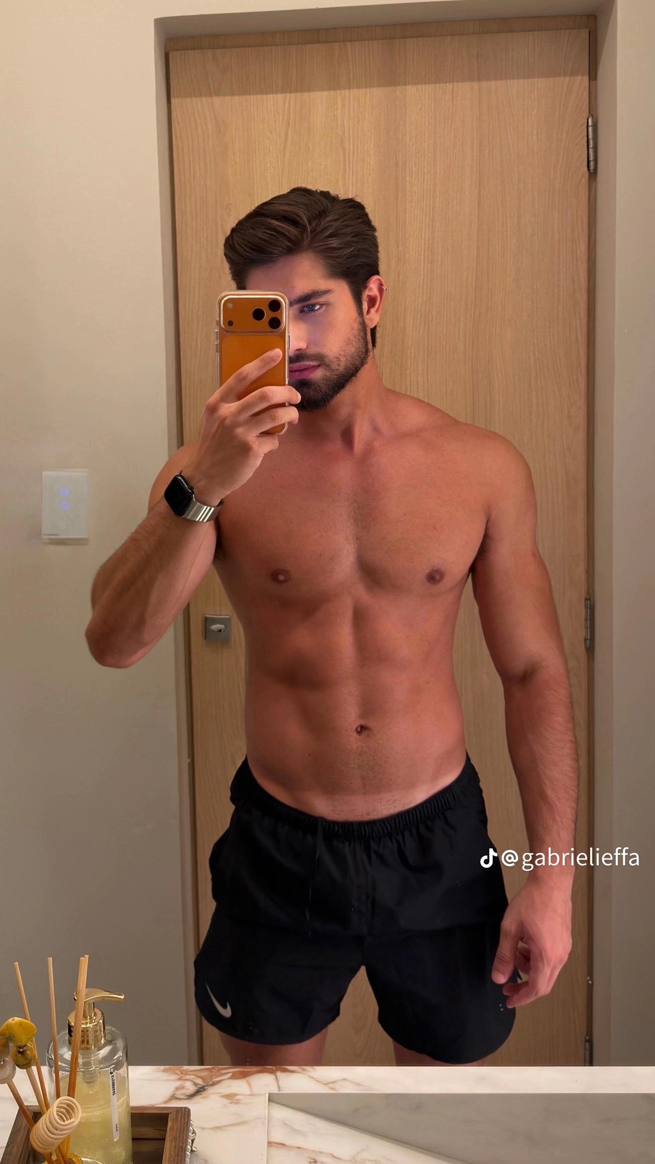 @admblitz