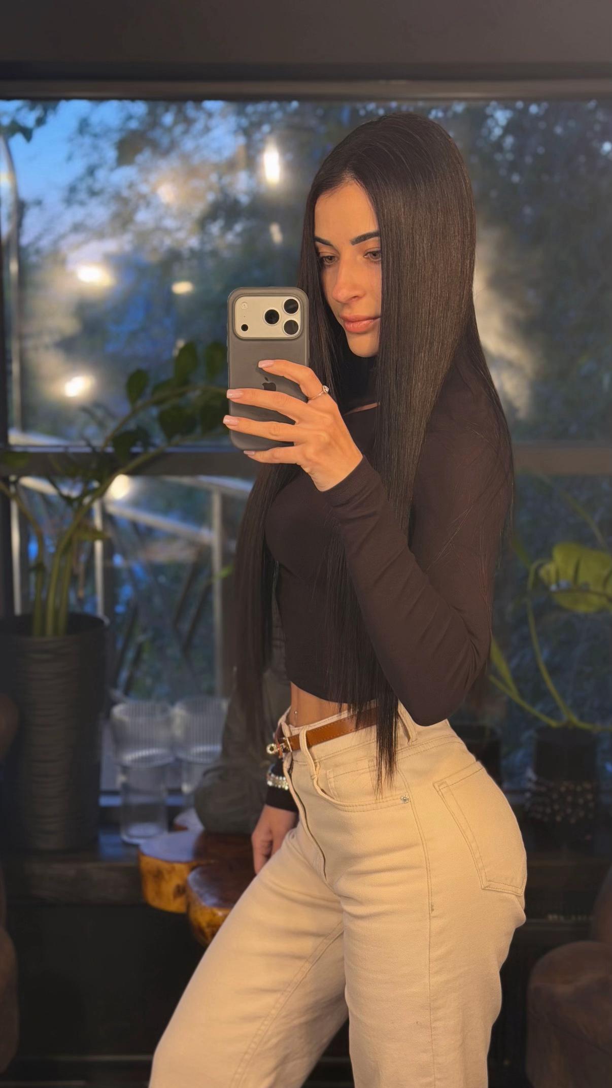 @Карина