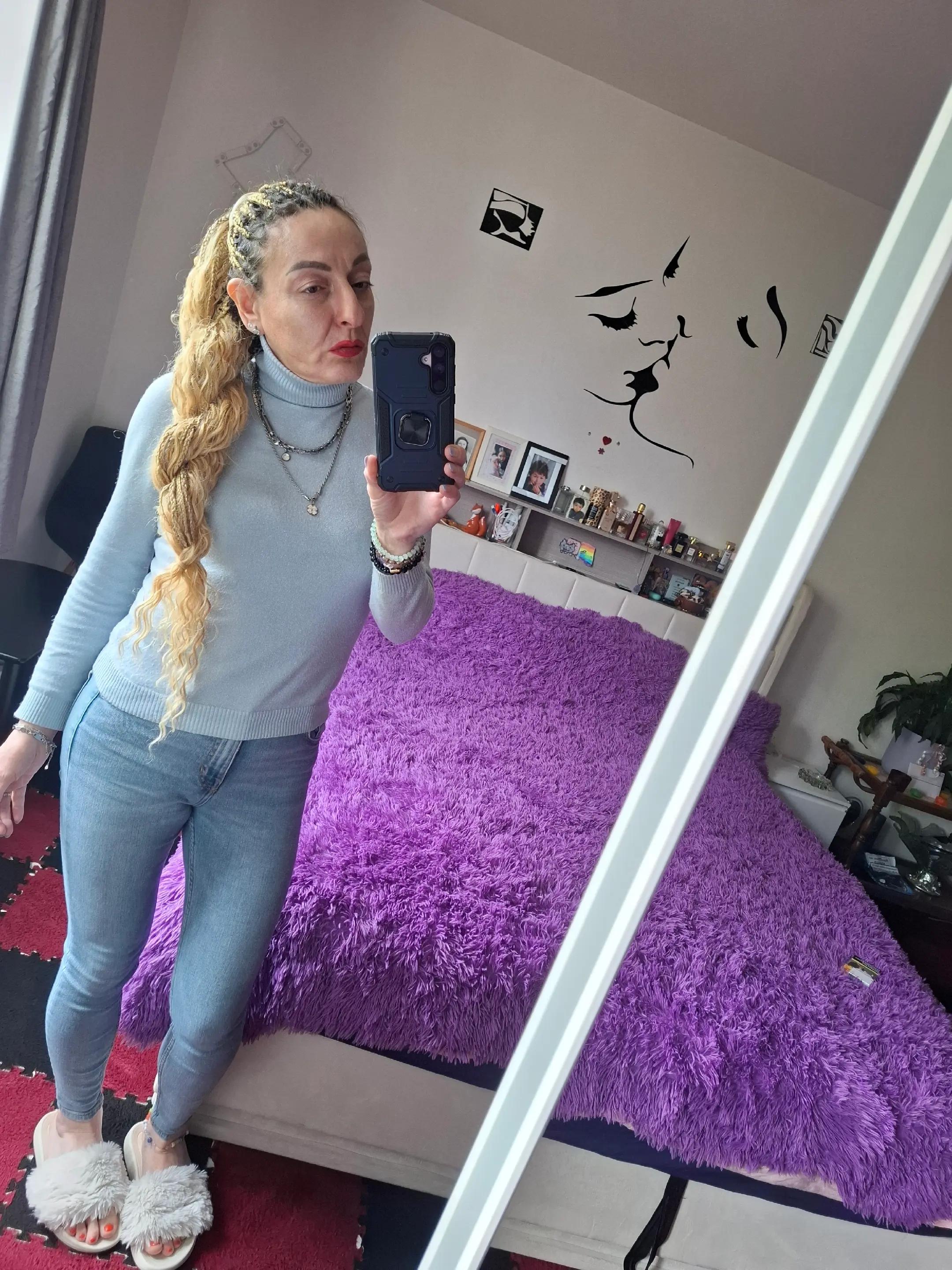 @Marina Gassama