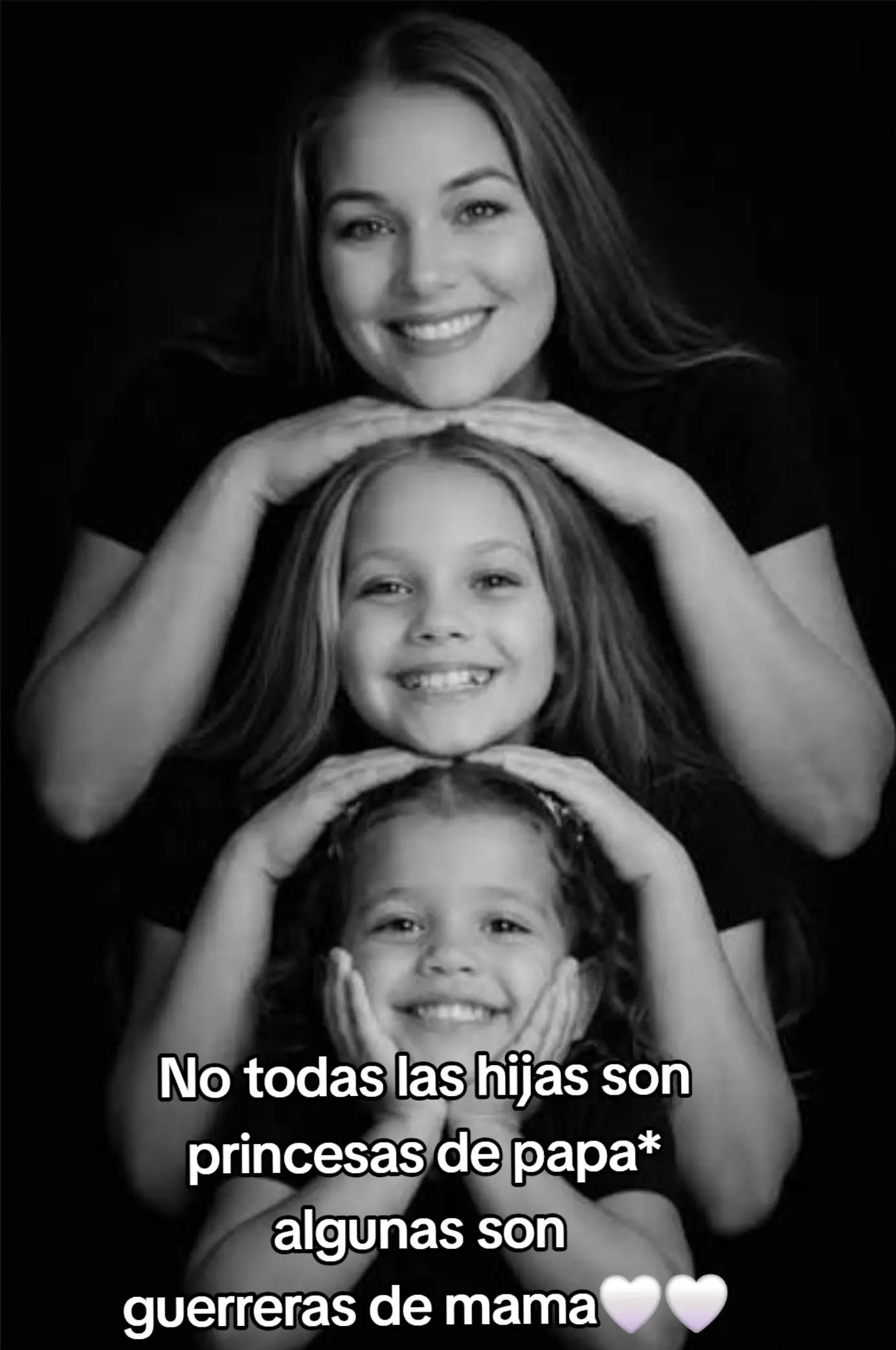 @CARMEEN ESPINOSA #5❤💙💙🩷🩷🩷