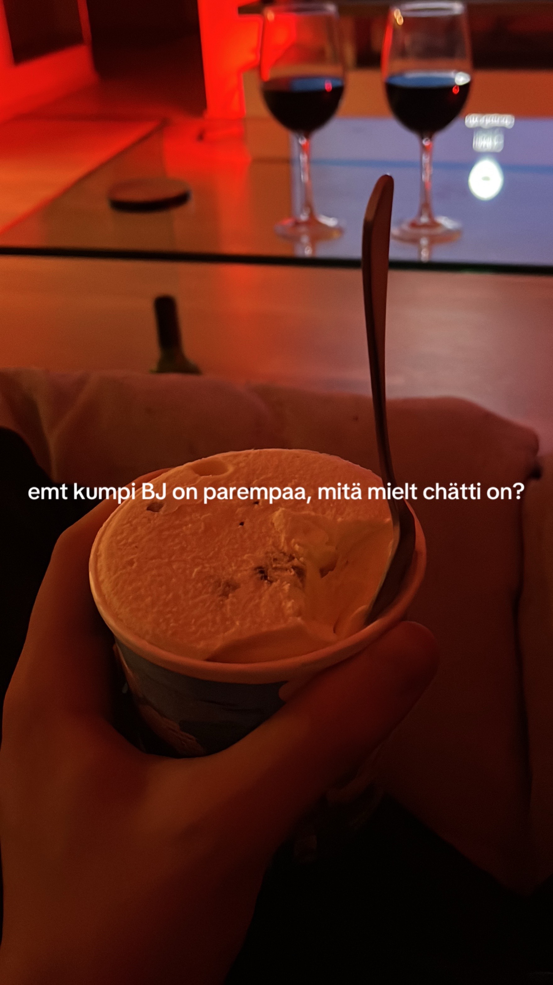 @Elias