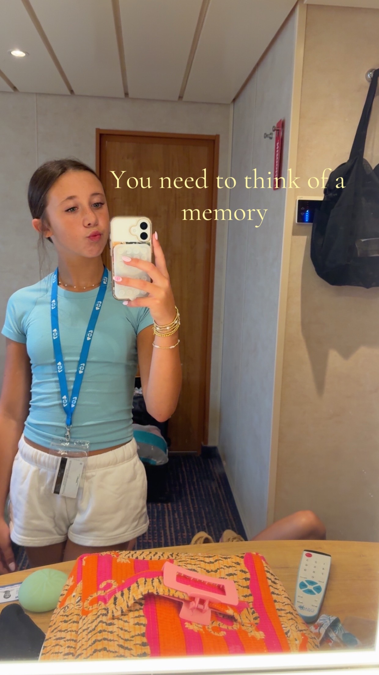 @vadaaa