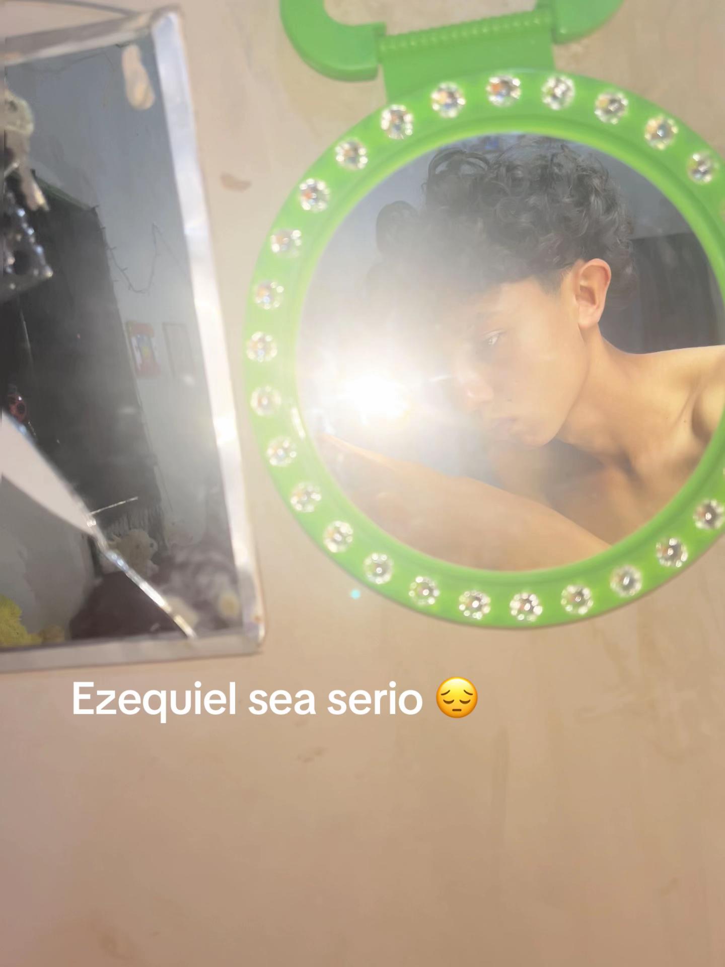 @EzequielitOo