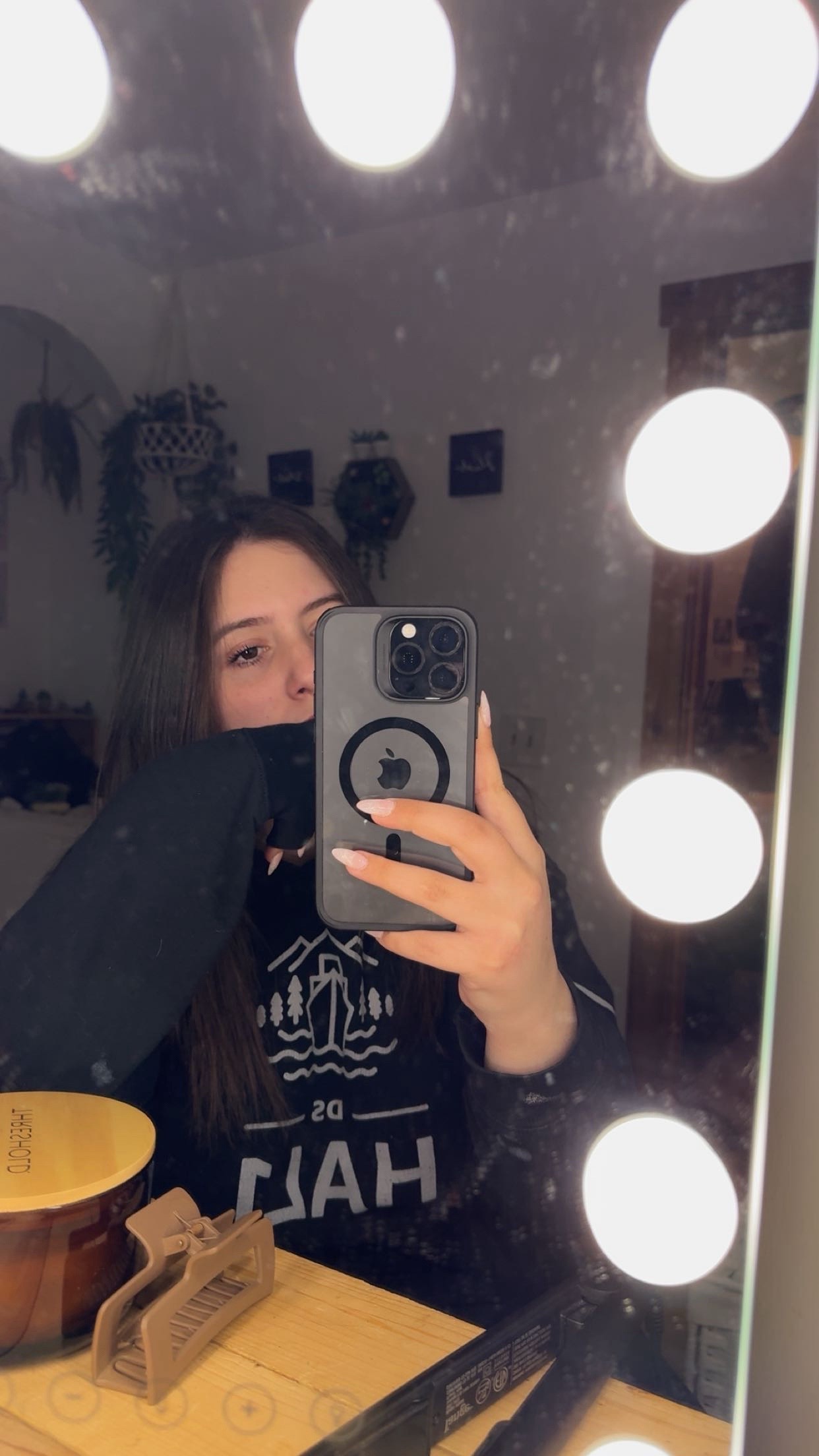 @Johnna 🖤