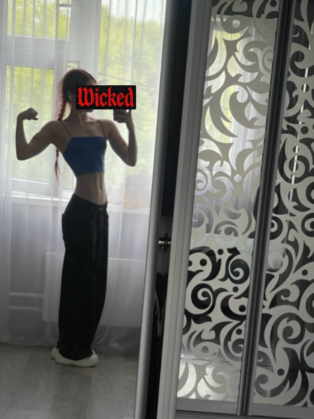 @эээ