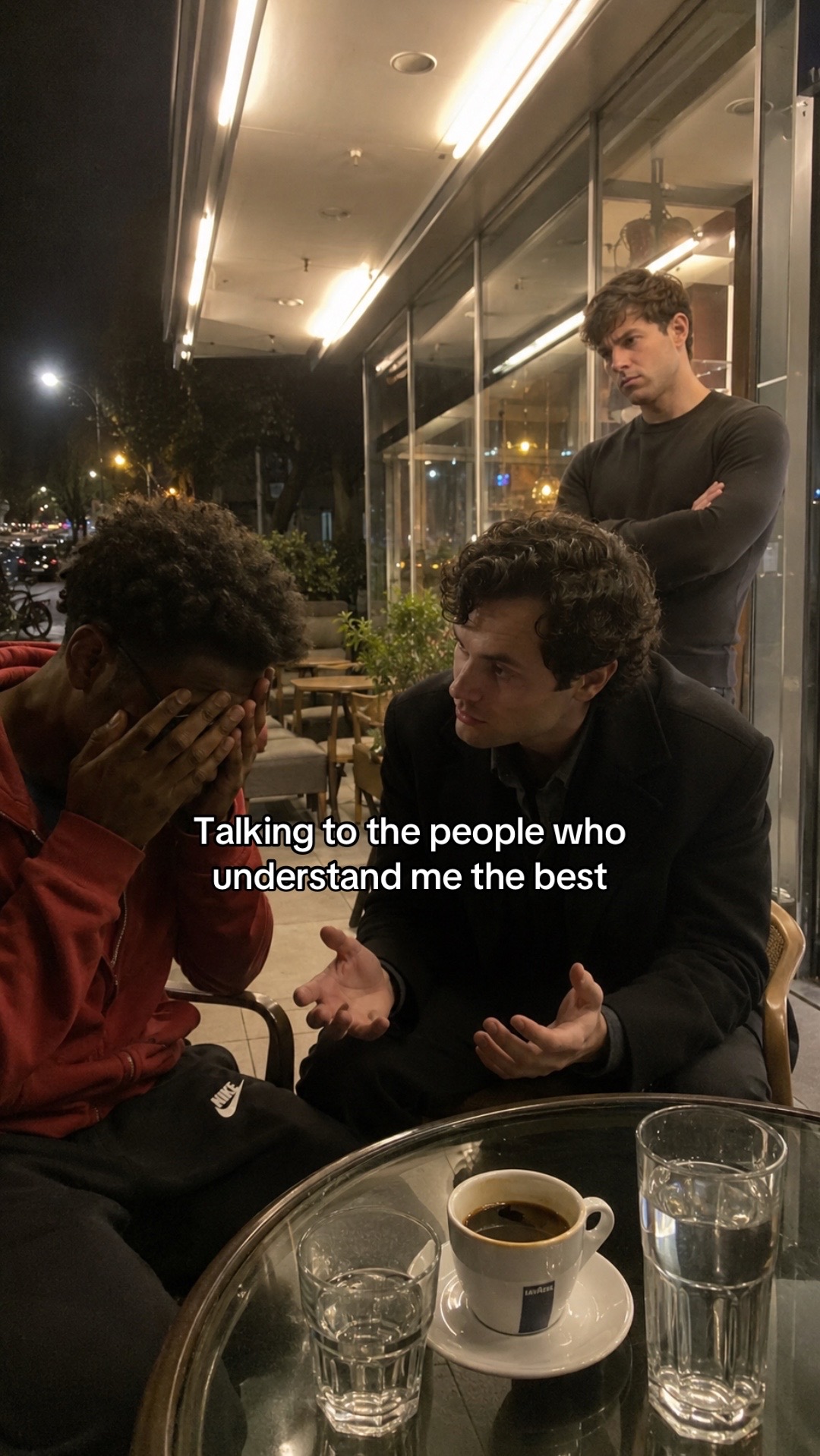 @￶