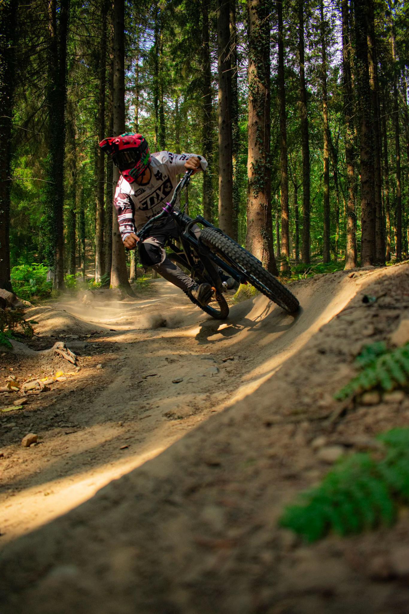 @Elliott_bikes
