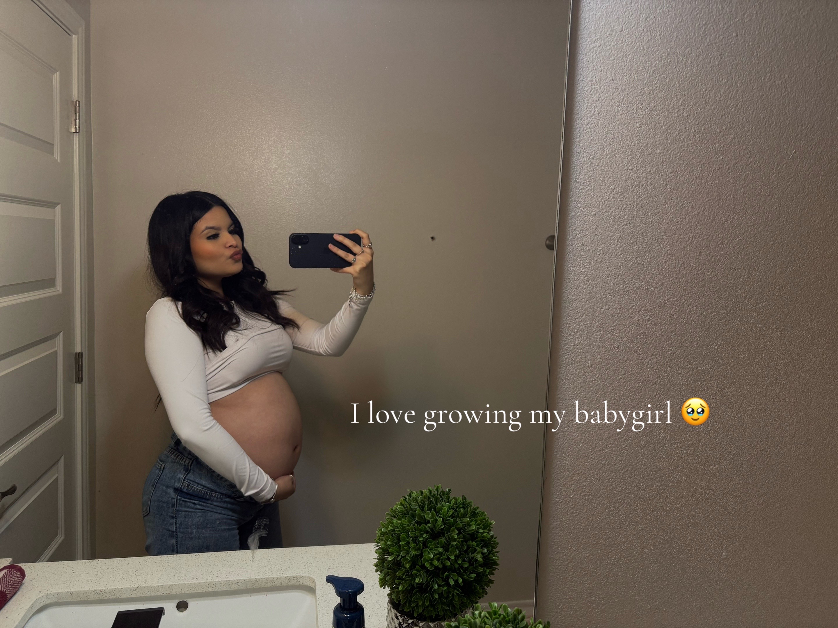 @alejandra marie :)