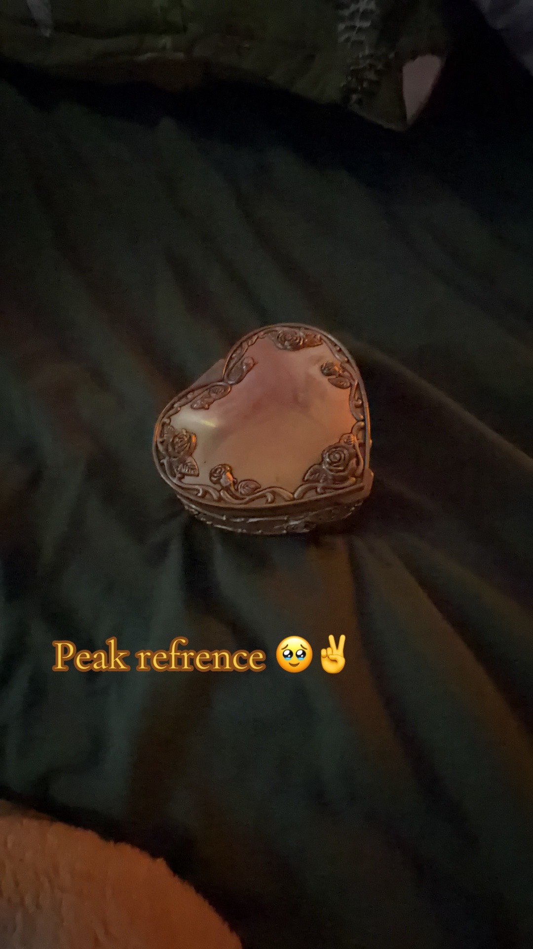 @𝔣𝔯𝔢𝔡 𝔡𝔲𝔯𝔰𝔱