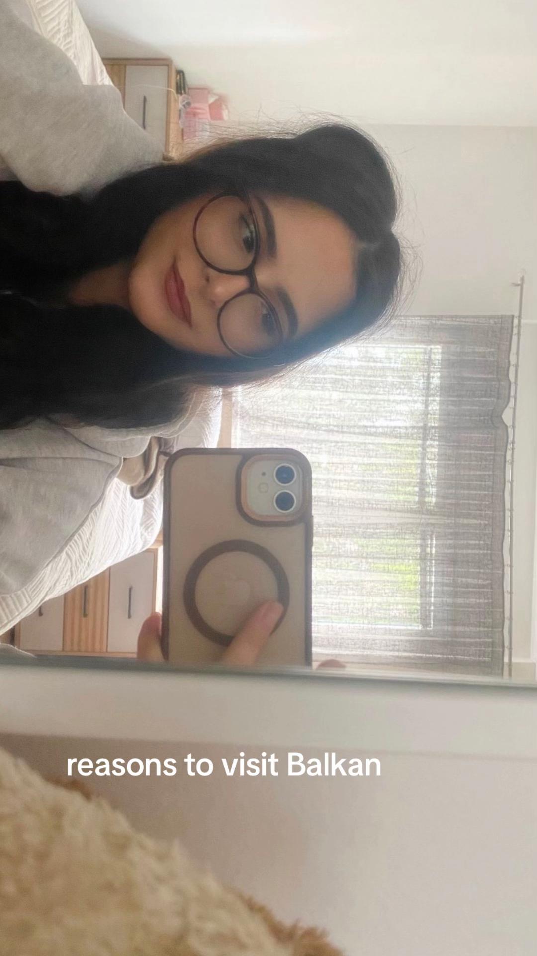 @aleksandra