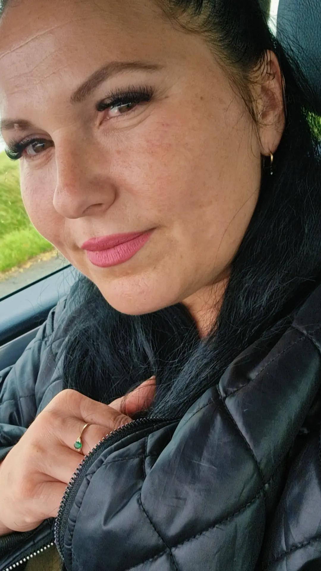 @MoneLiza