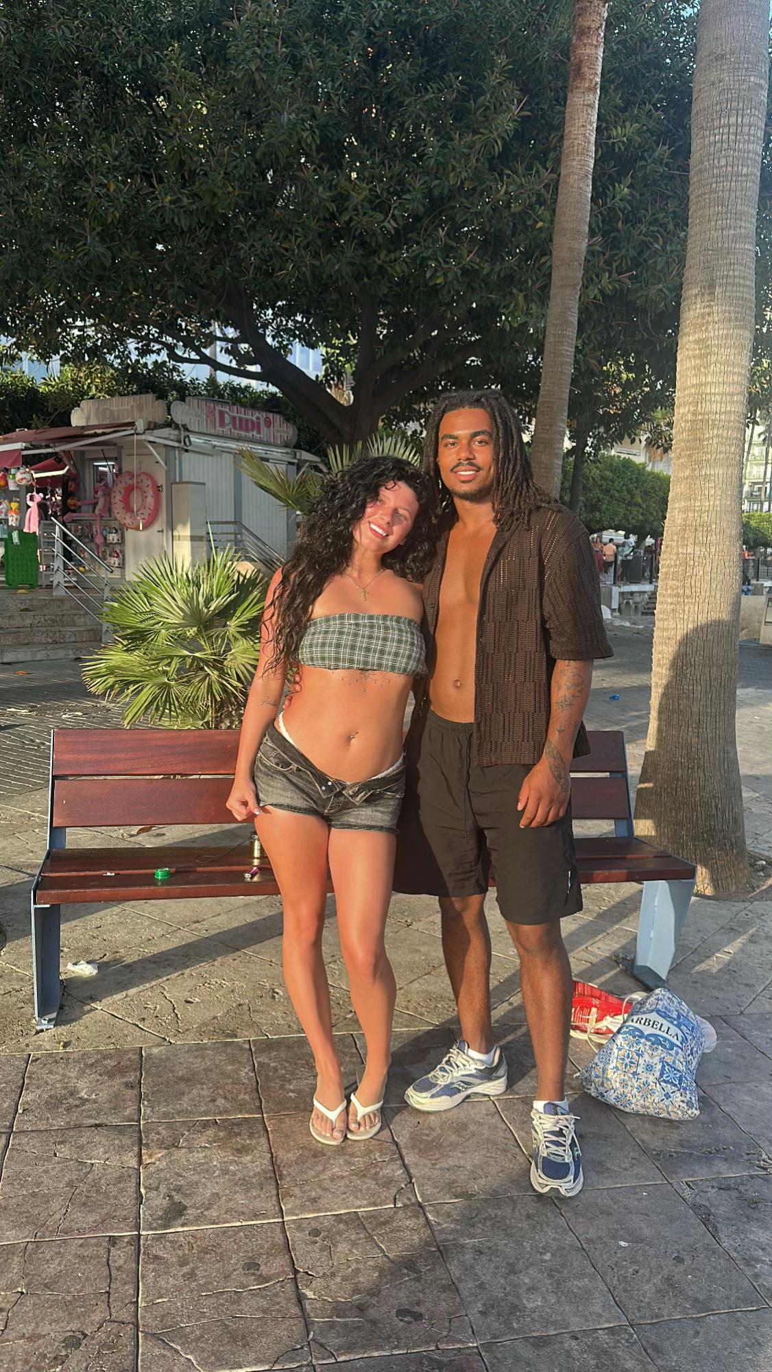 @Liv