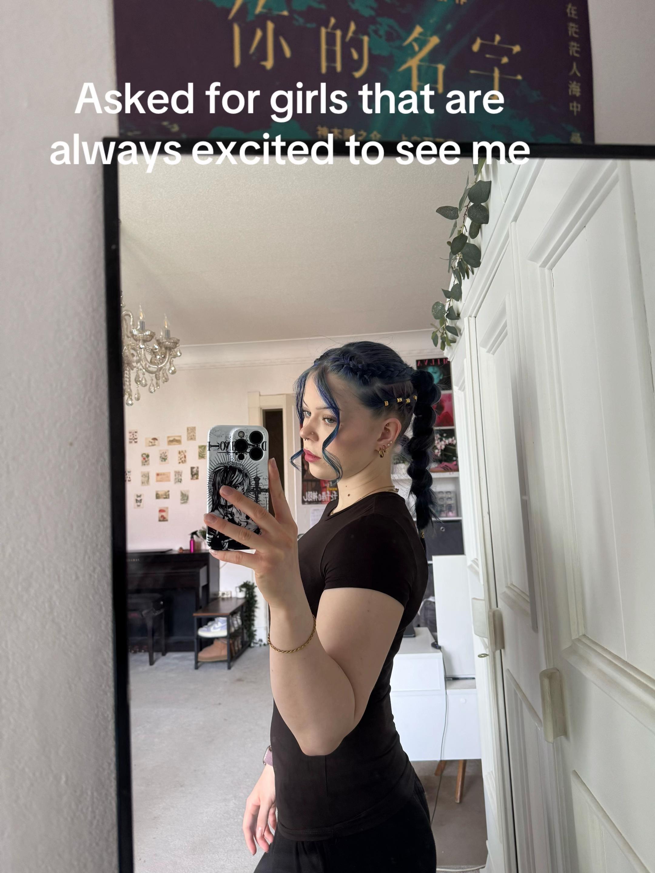 @Vicky シ