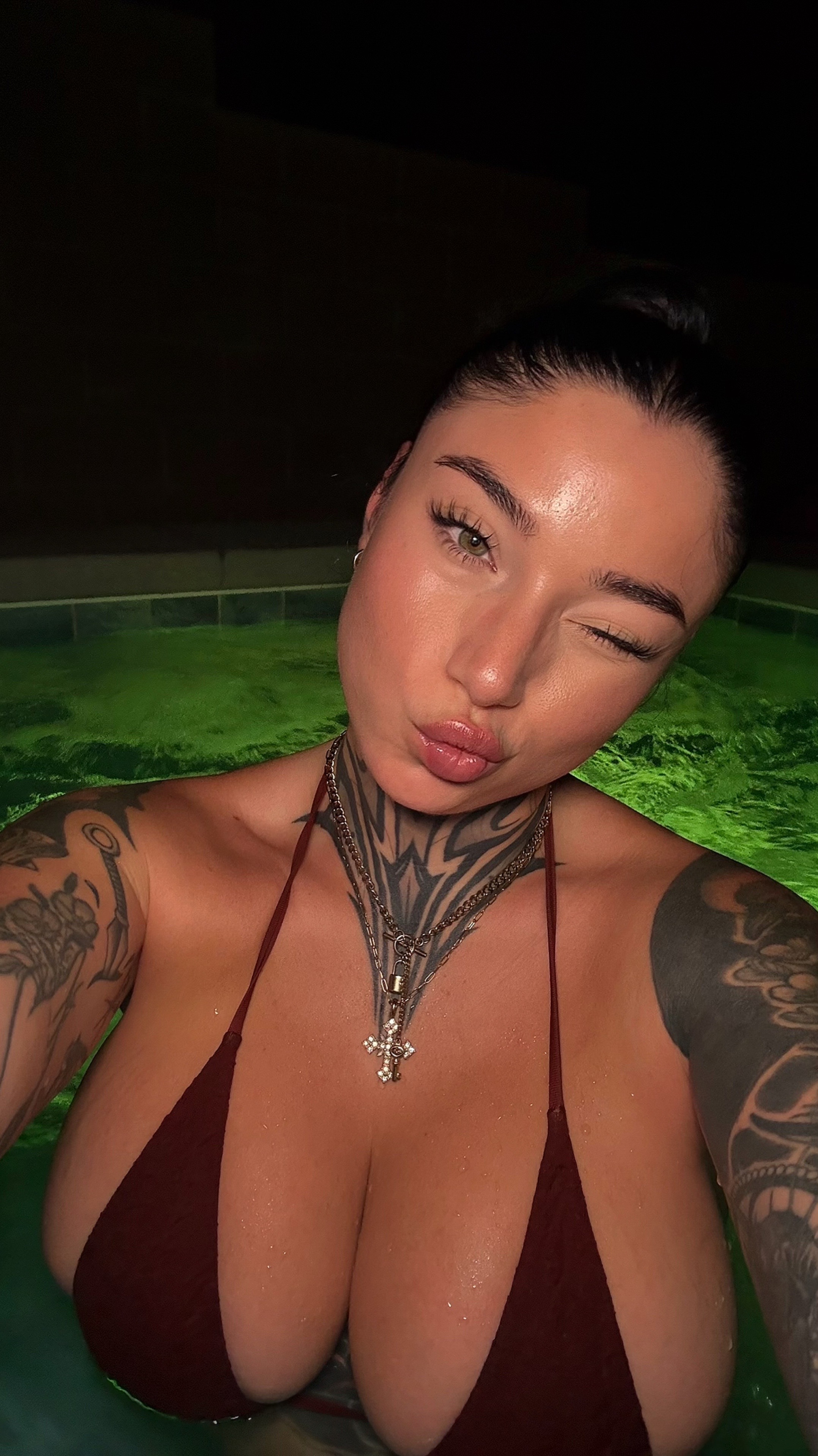 @Andeemind