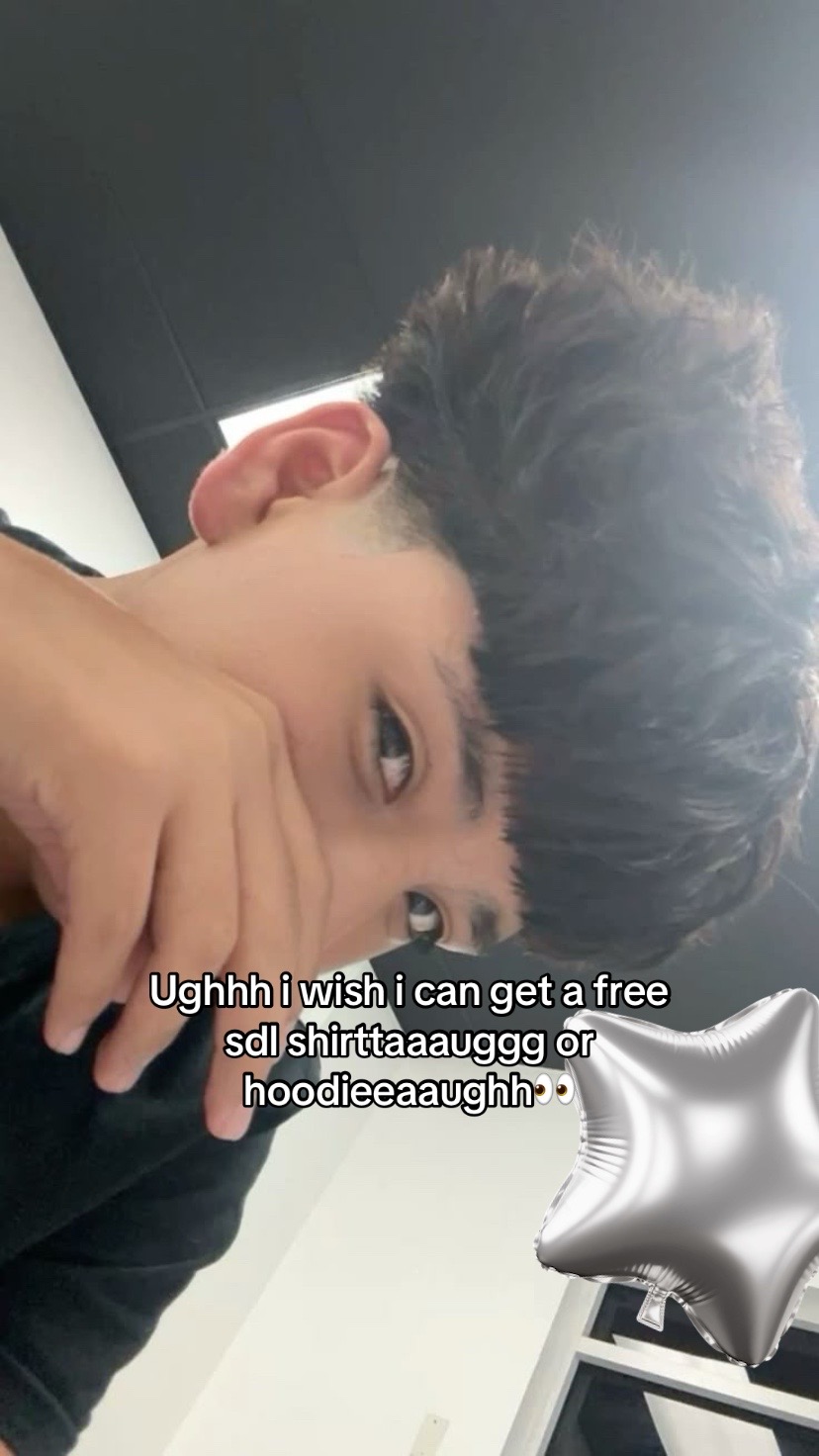 @YuAintKn&oslash;wMe.