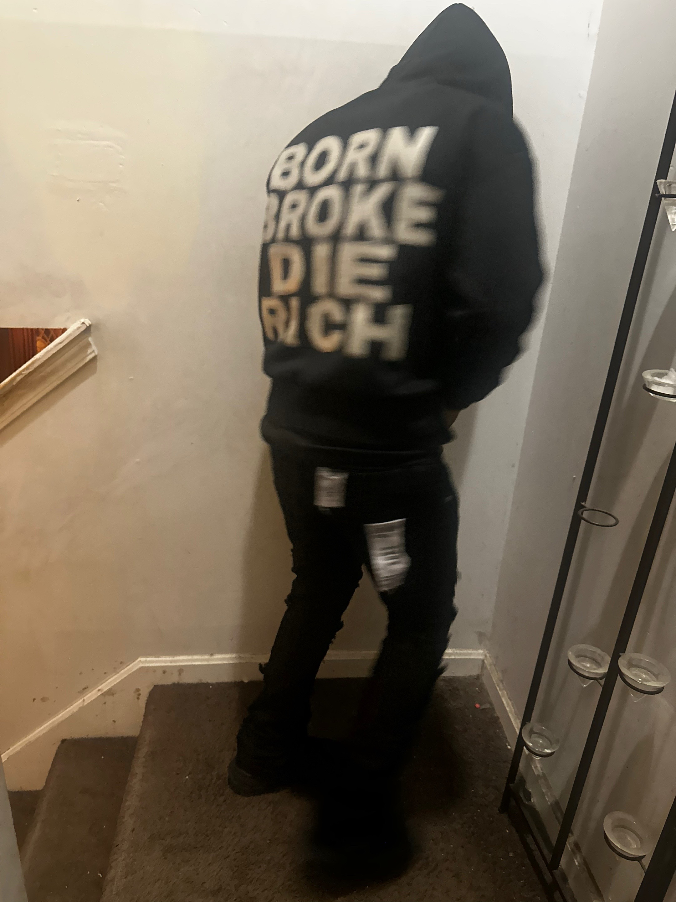 @moneyvono