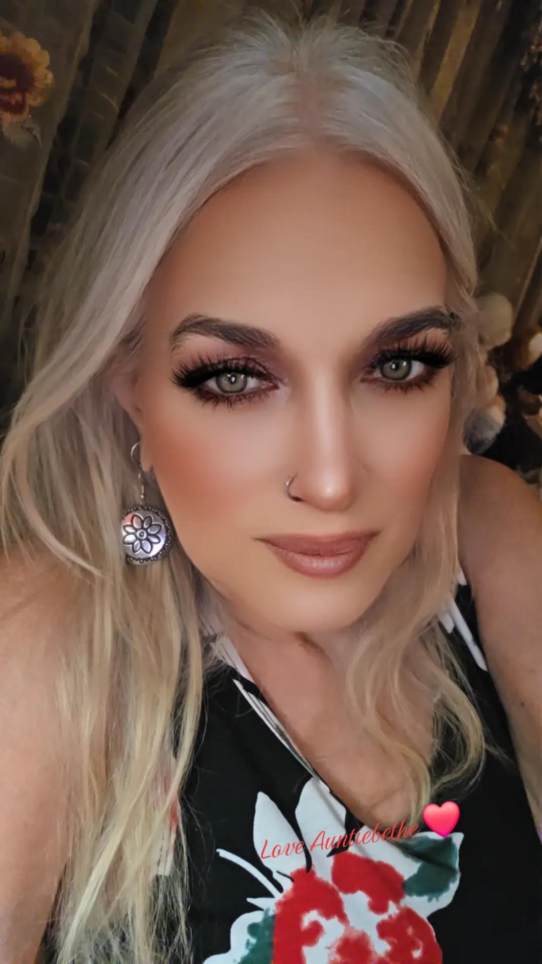 @Auntiebethe