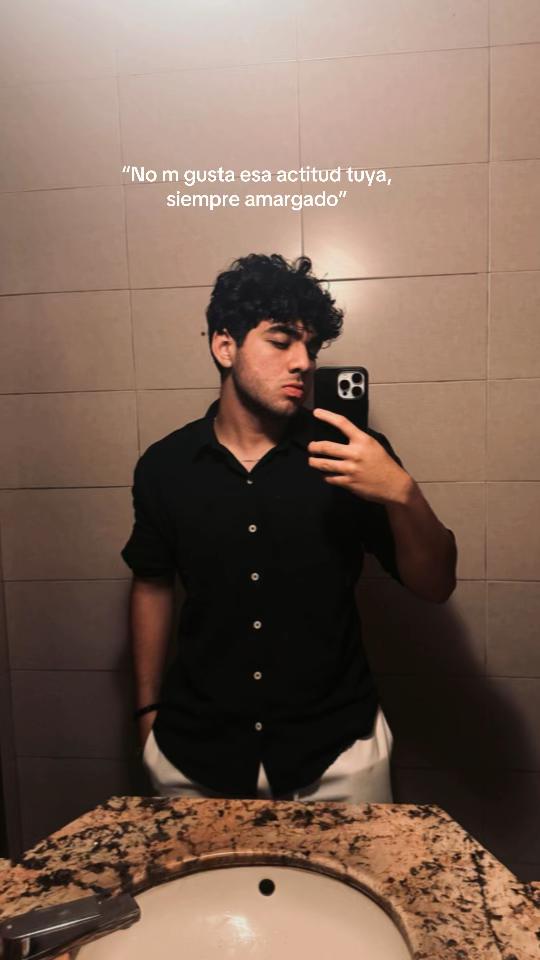 @Fabrixx