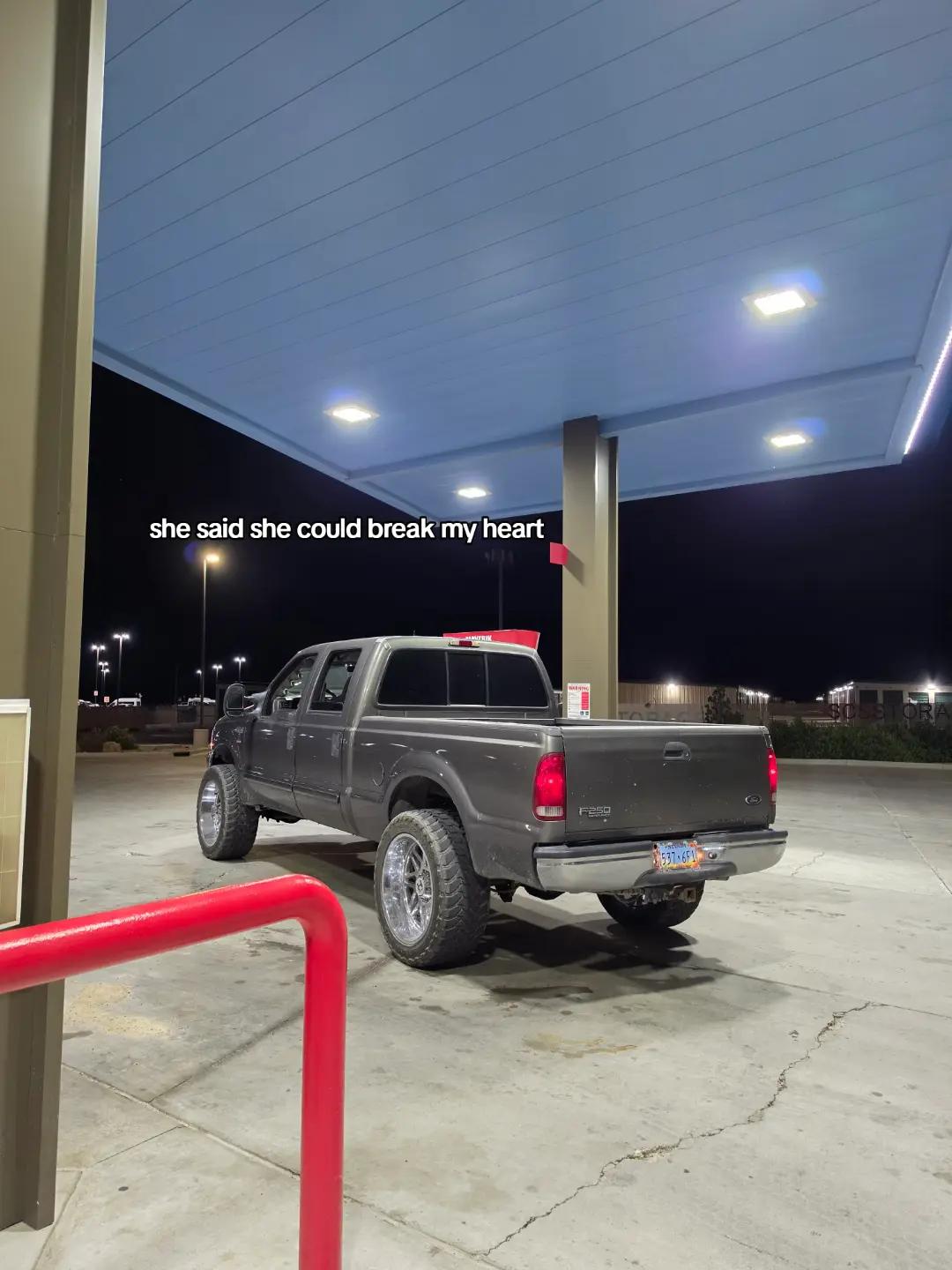 @𝕋𝕣𝕠𝕠𝕞𝕠𝕠🐮🥛