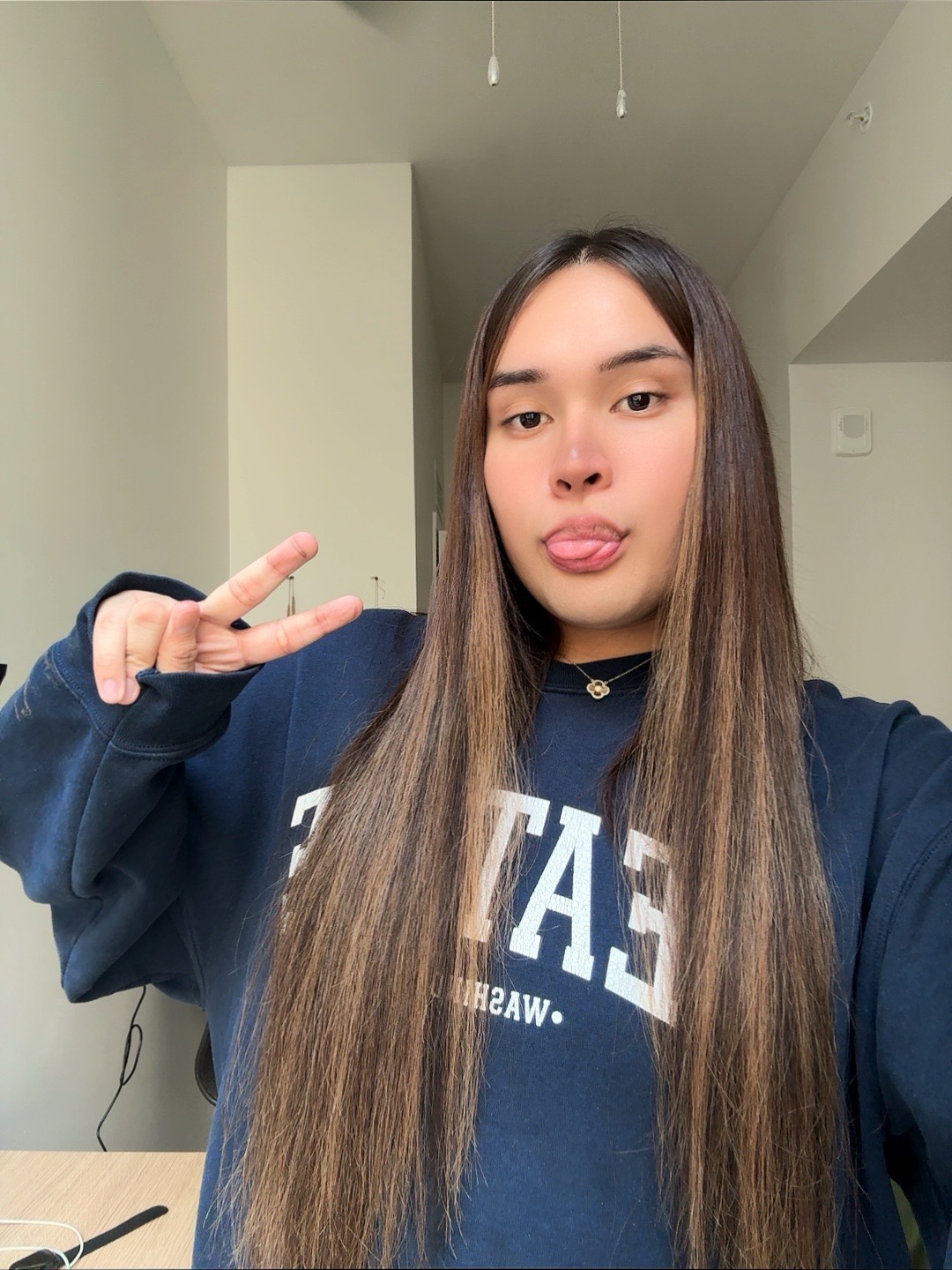 @Nicole ✨