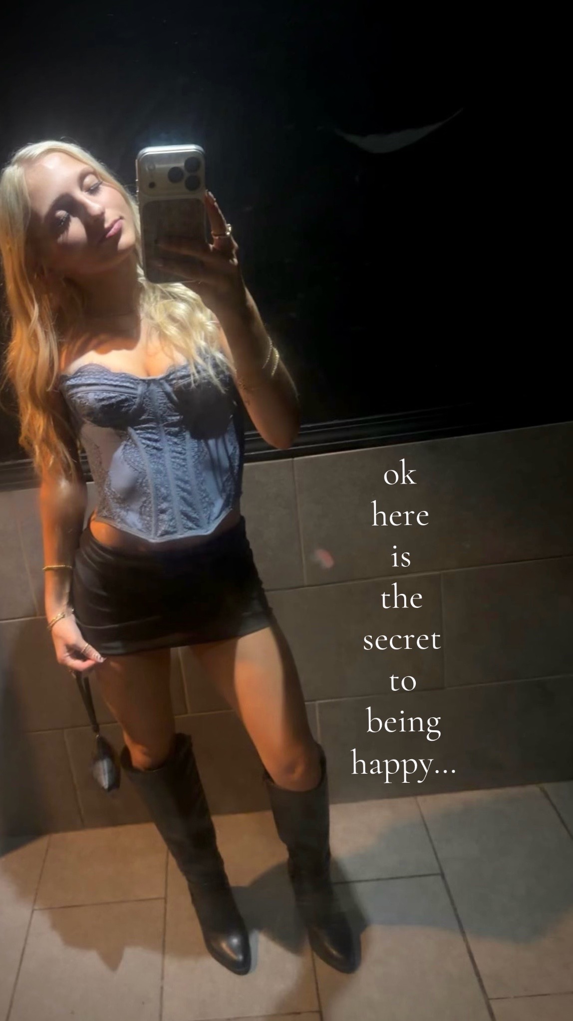 @lillycarns