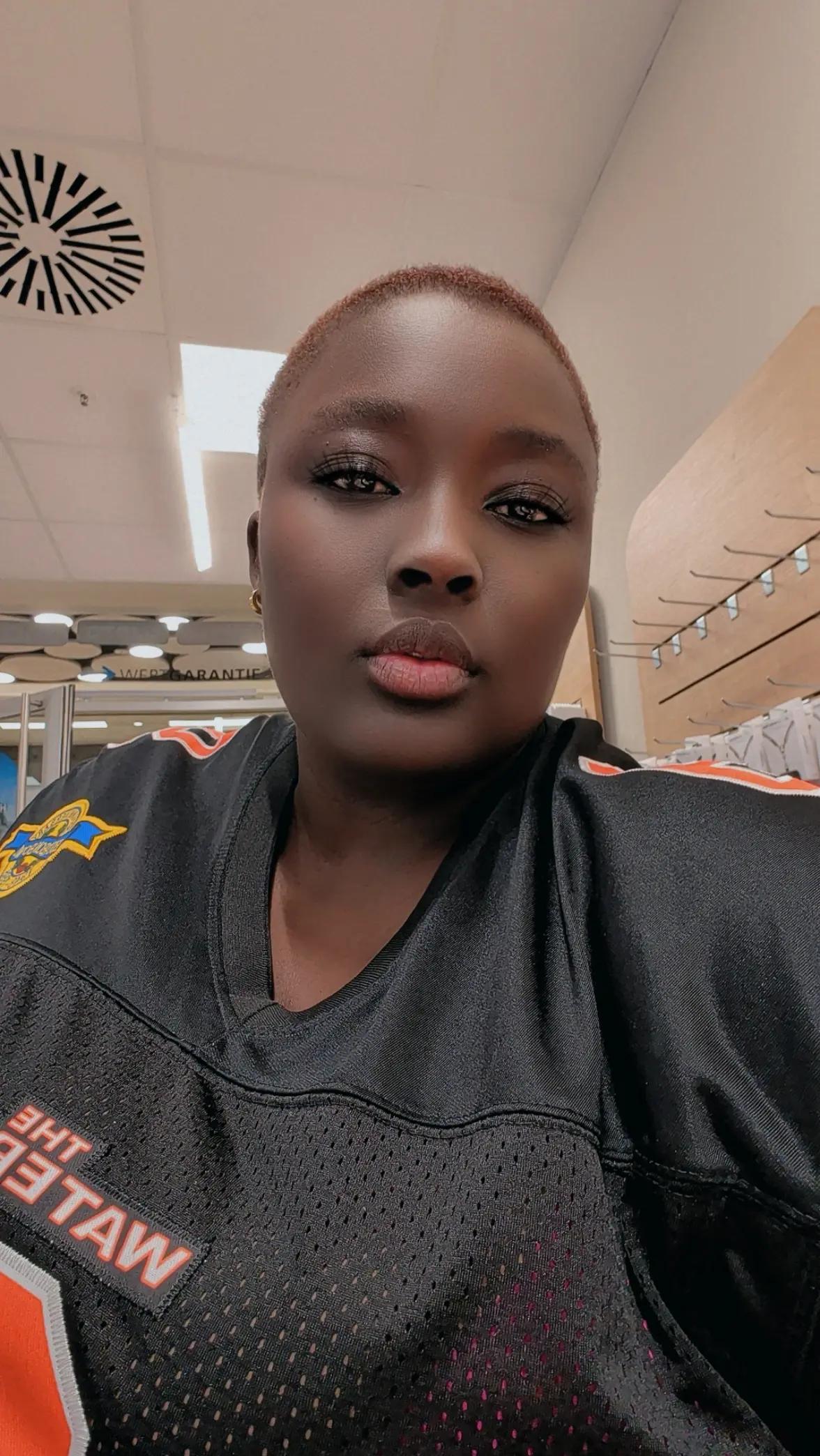 @Ebony black