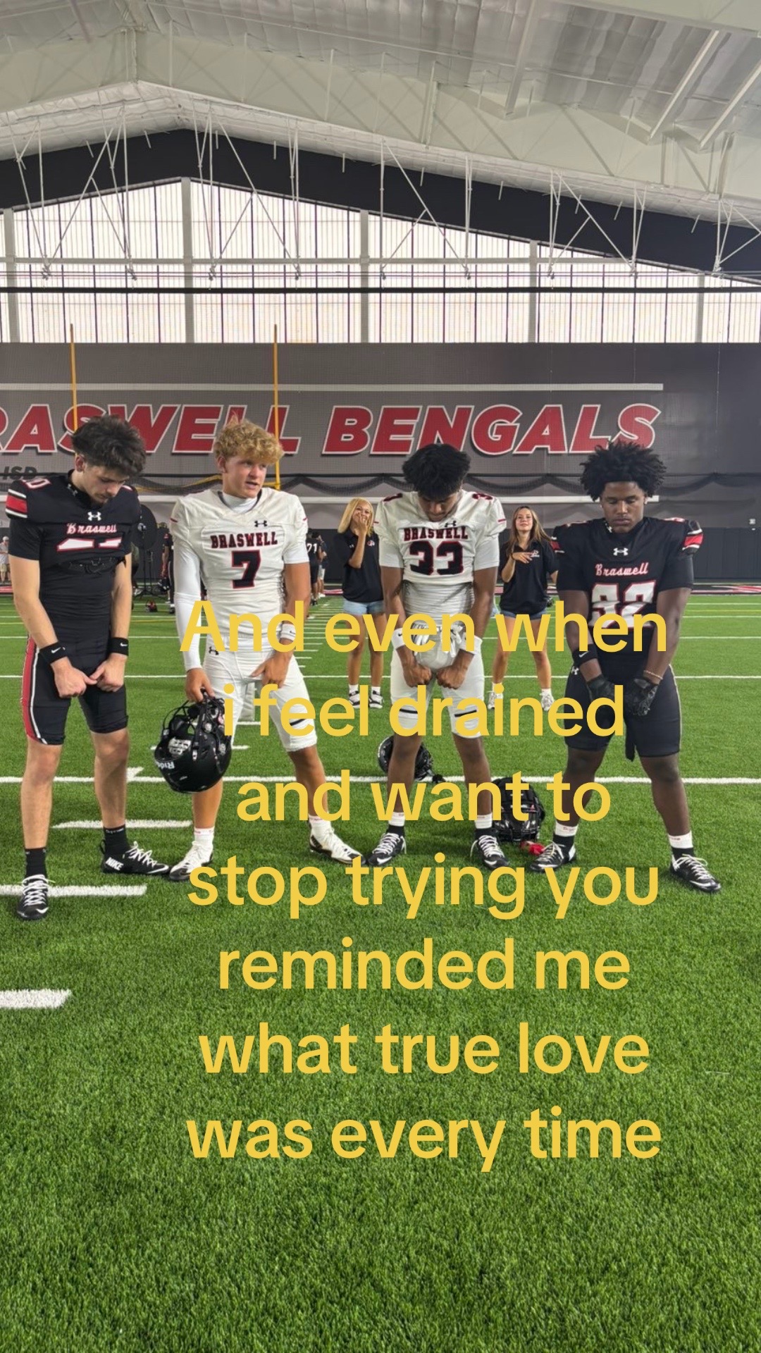 @luckiiiloverr