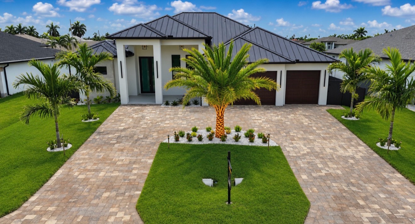 @Renzo Florida Realtor &reg;