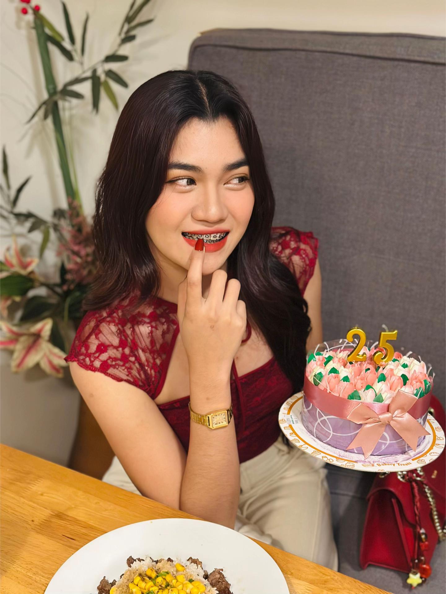 @Seleneee