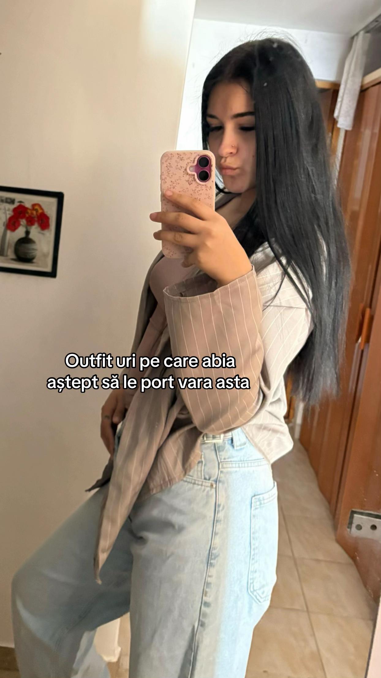 @Ilaria