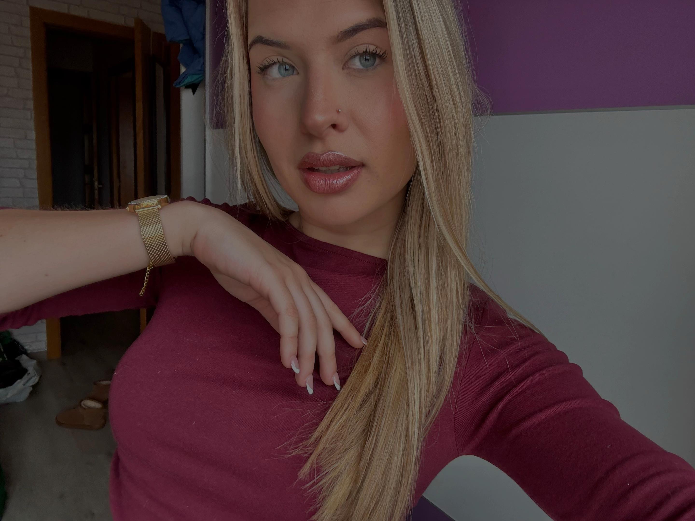 @crismoncu