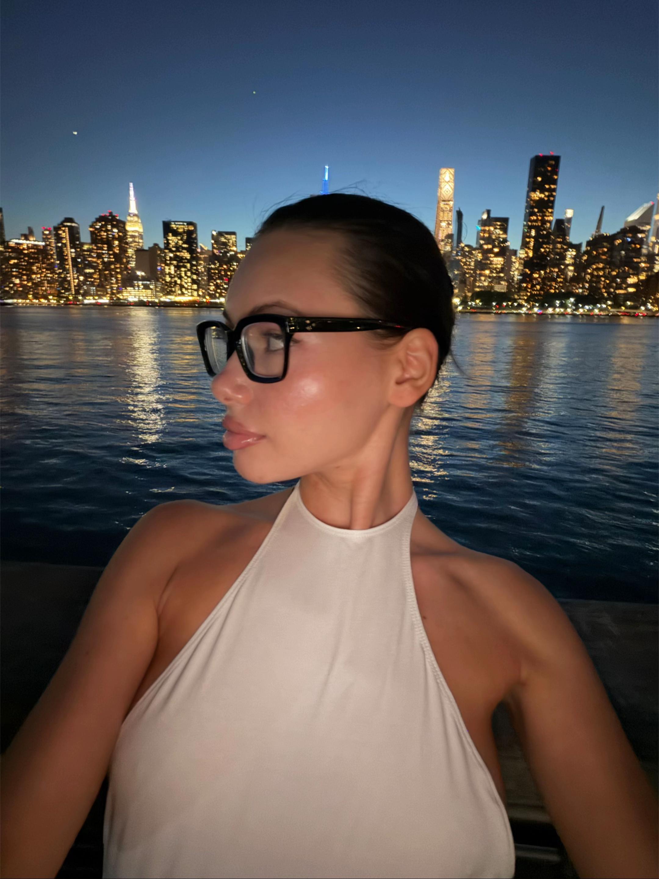 @baeeesiq