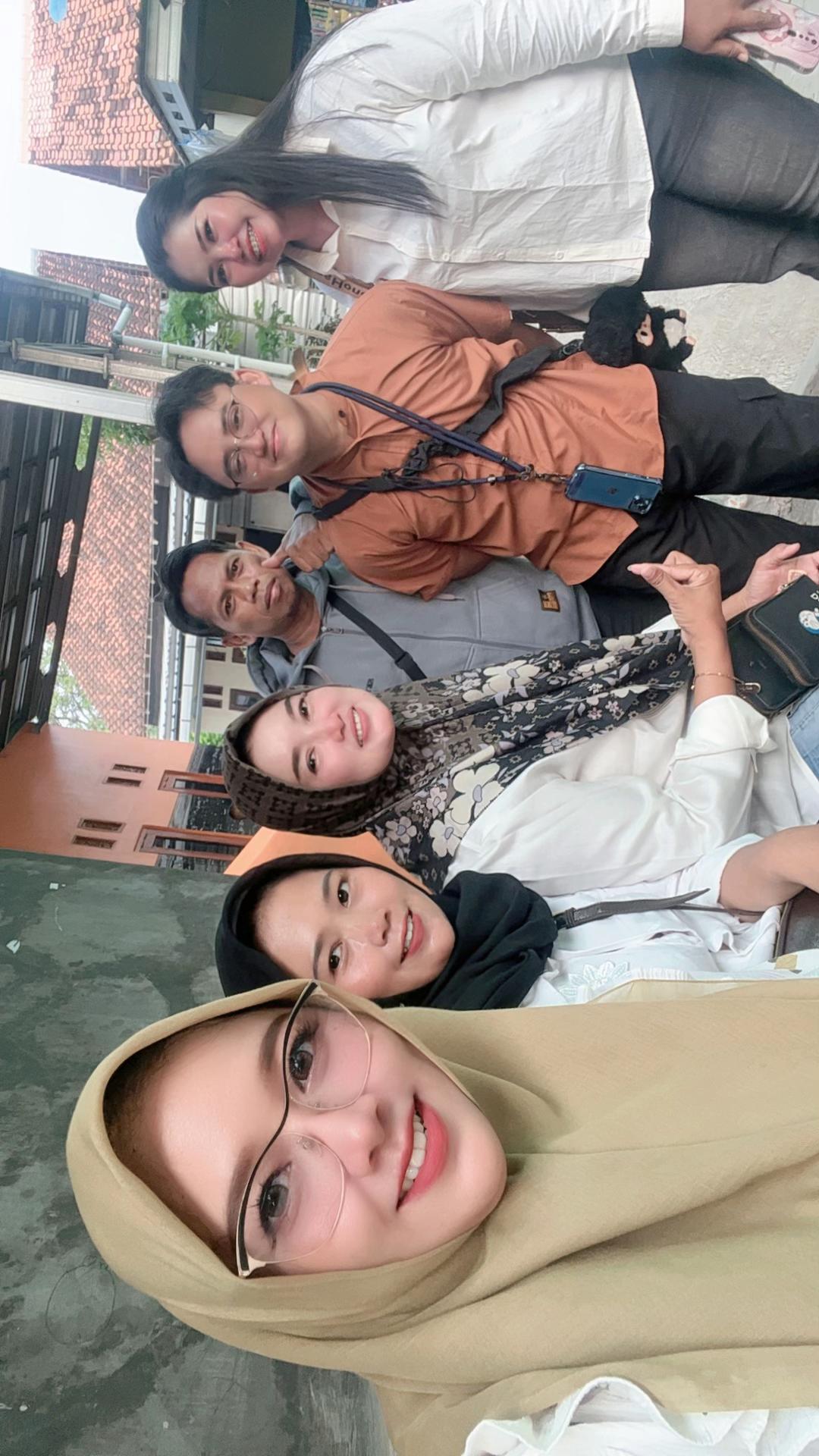 @Khusni