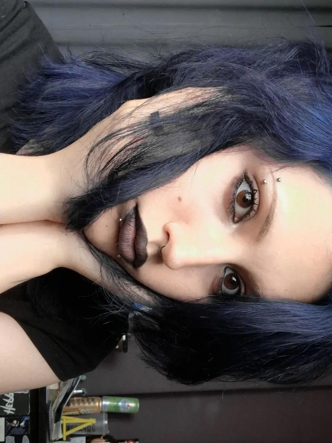 @уляна