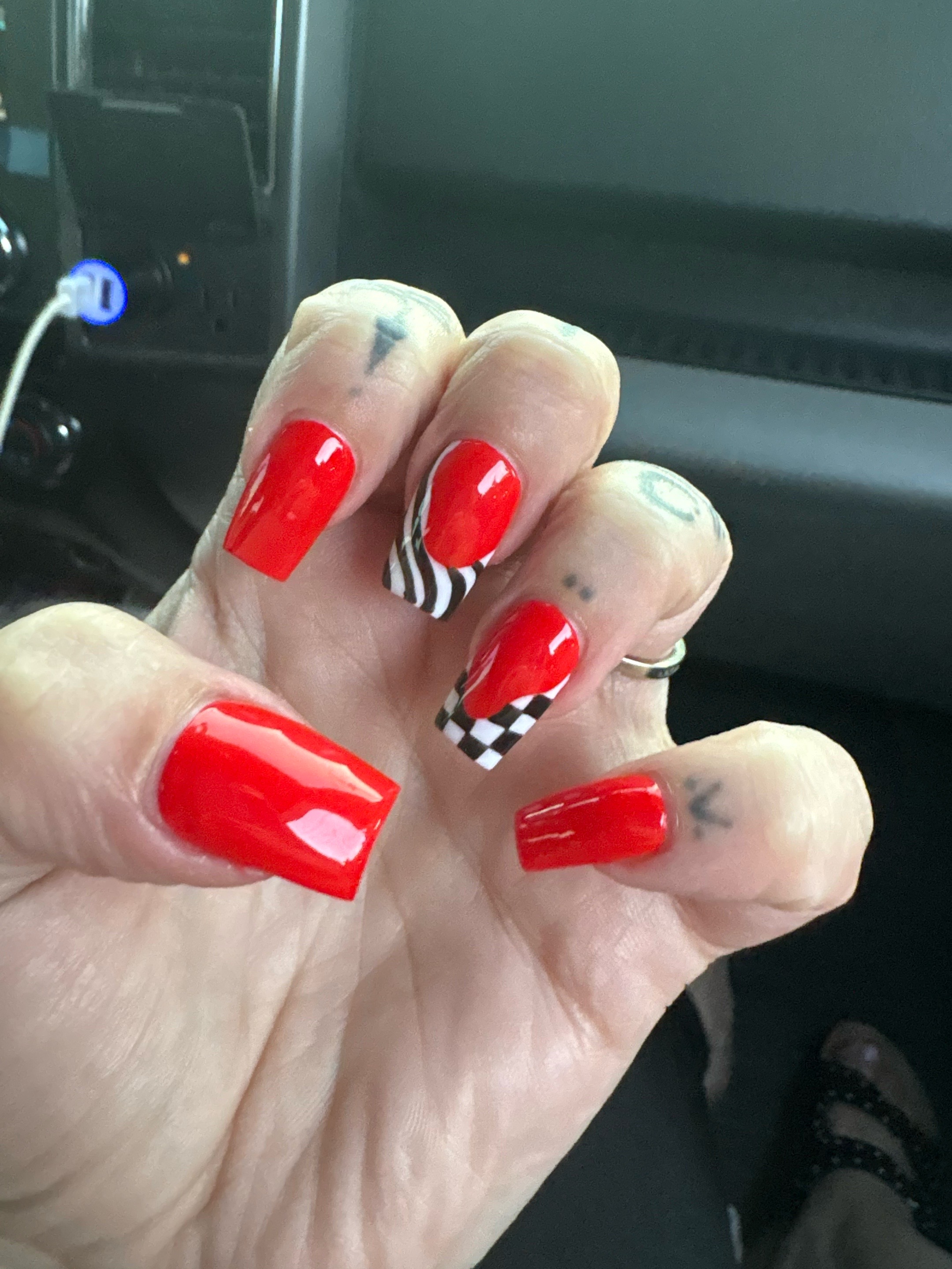 @Nikki M