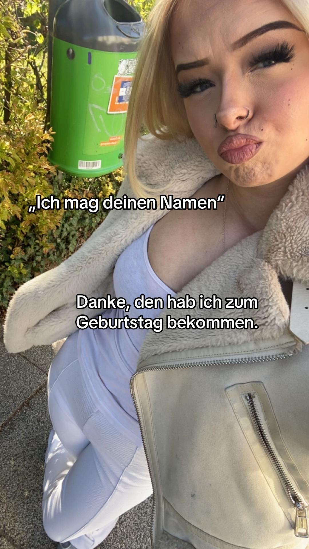 @itscelina_offical