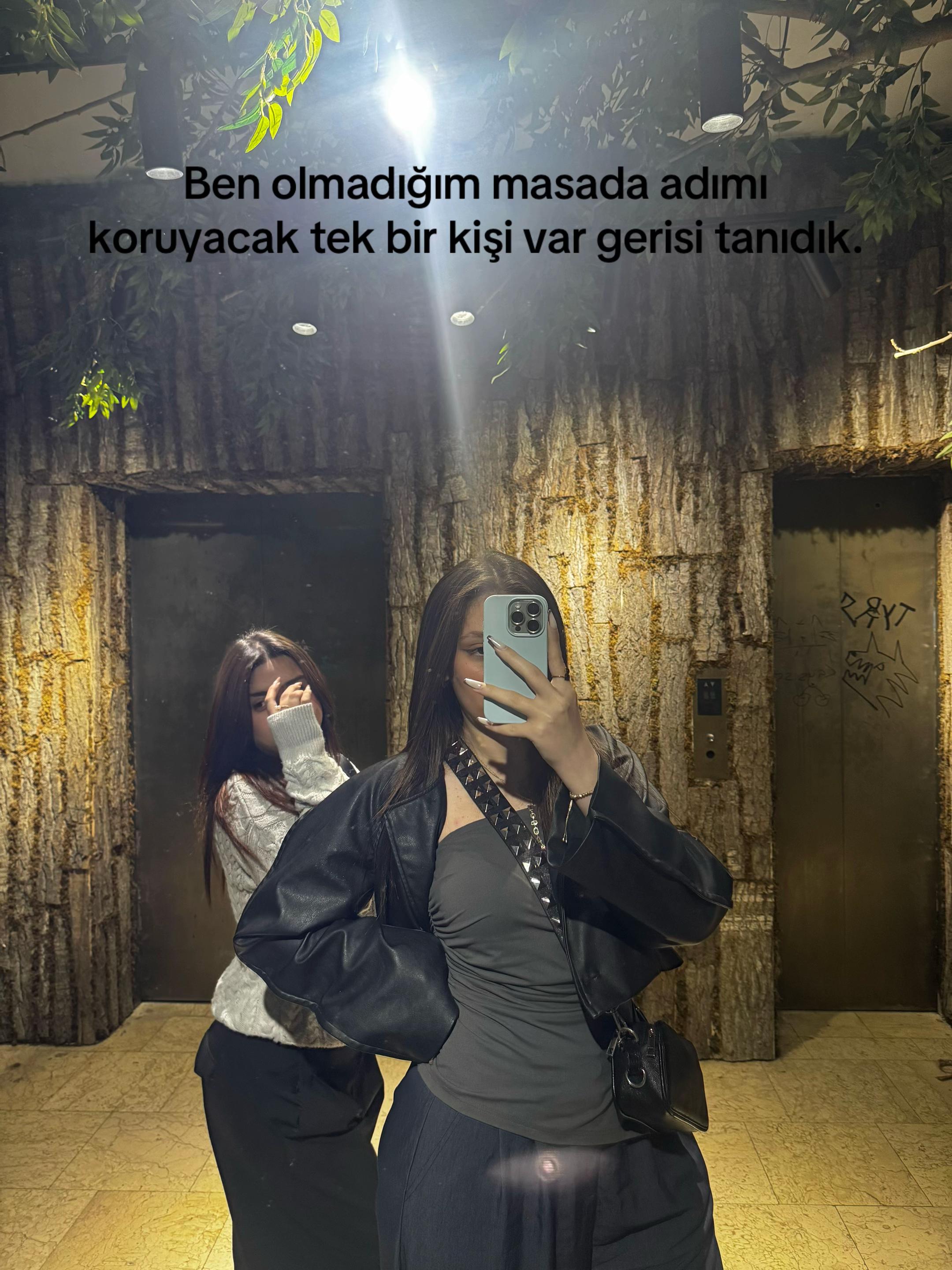 @Melissa๐ฉท