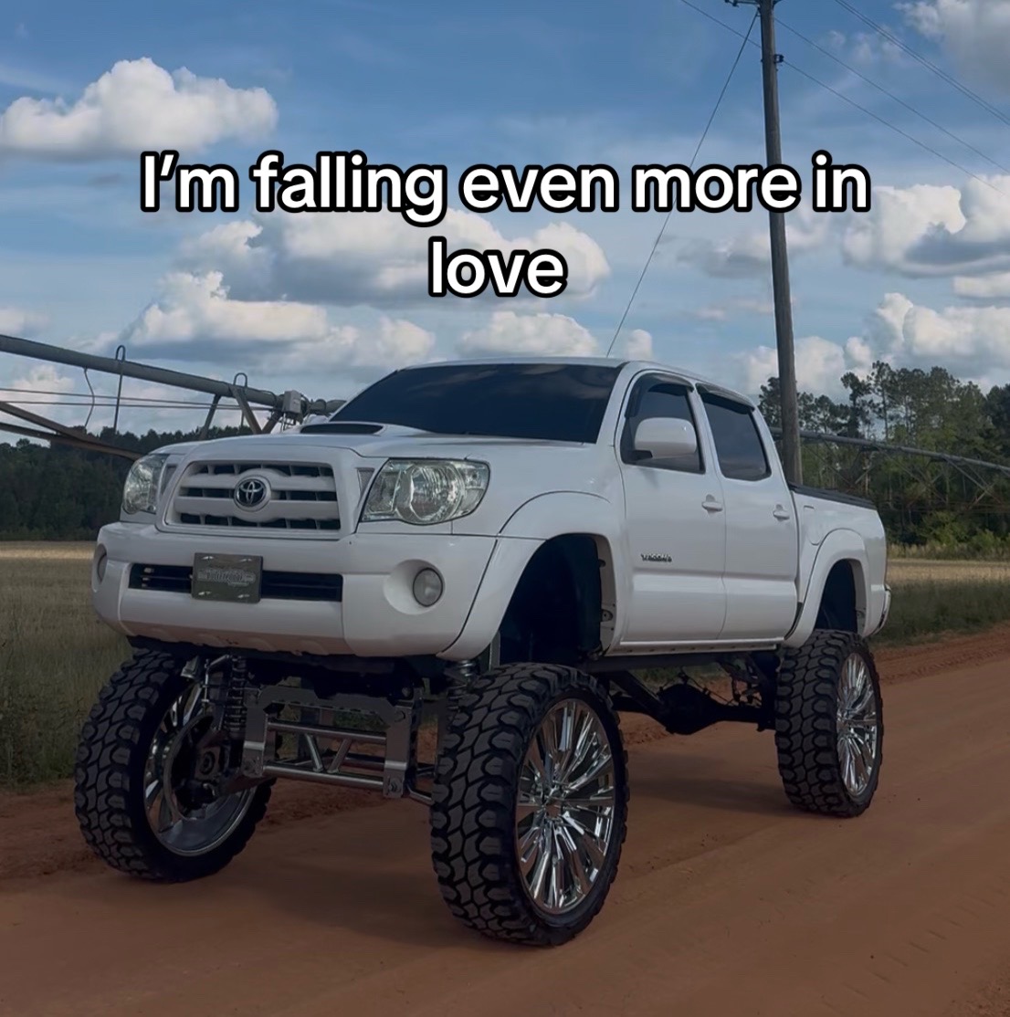 @𝓛𝓸𝓰𝓪𝓷 𝓦𝓪𝓵𝓵𝓪𝓬𝓮