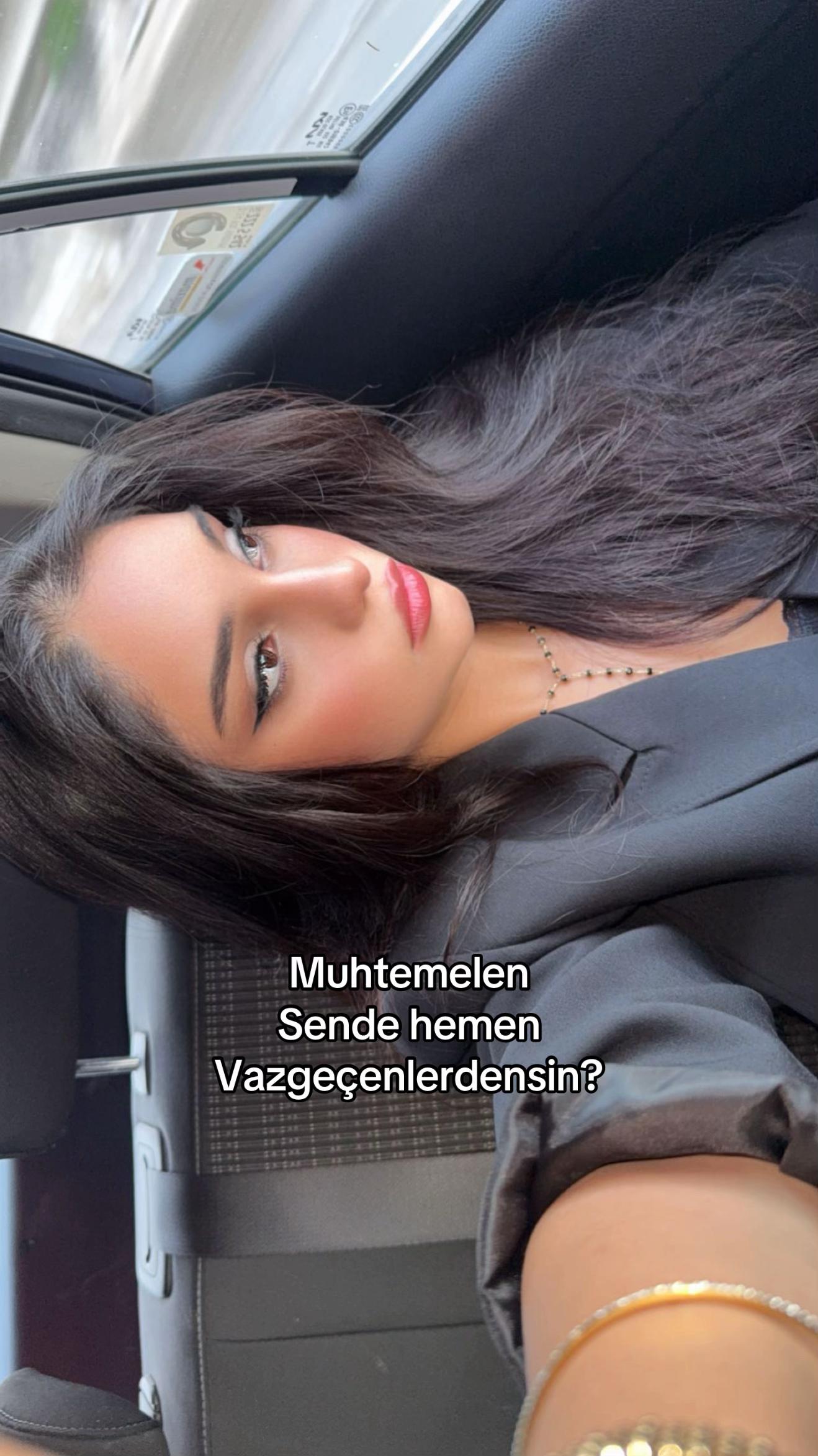 @S&uuml;sl&uuml;&uuml;🦢