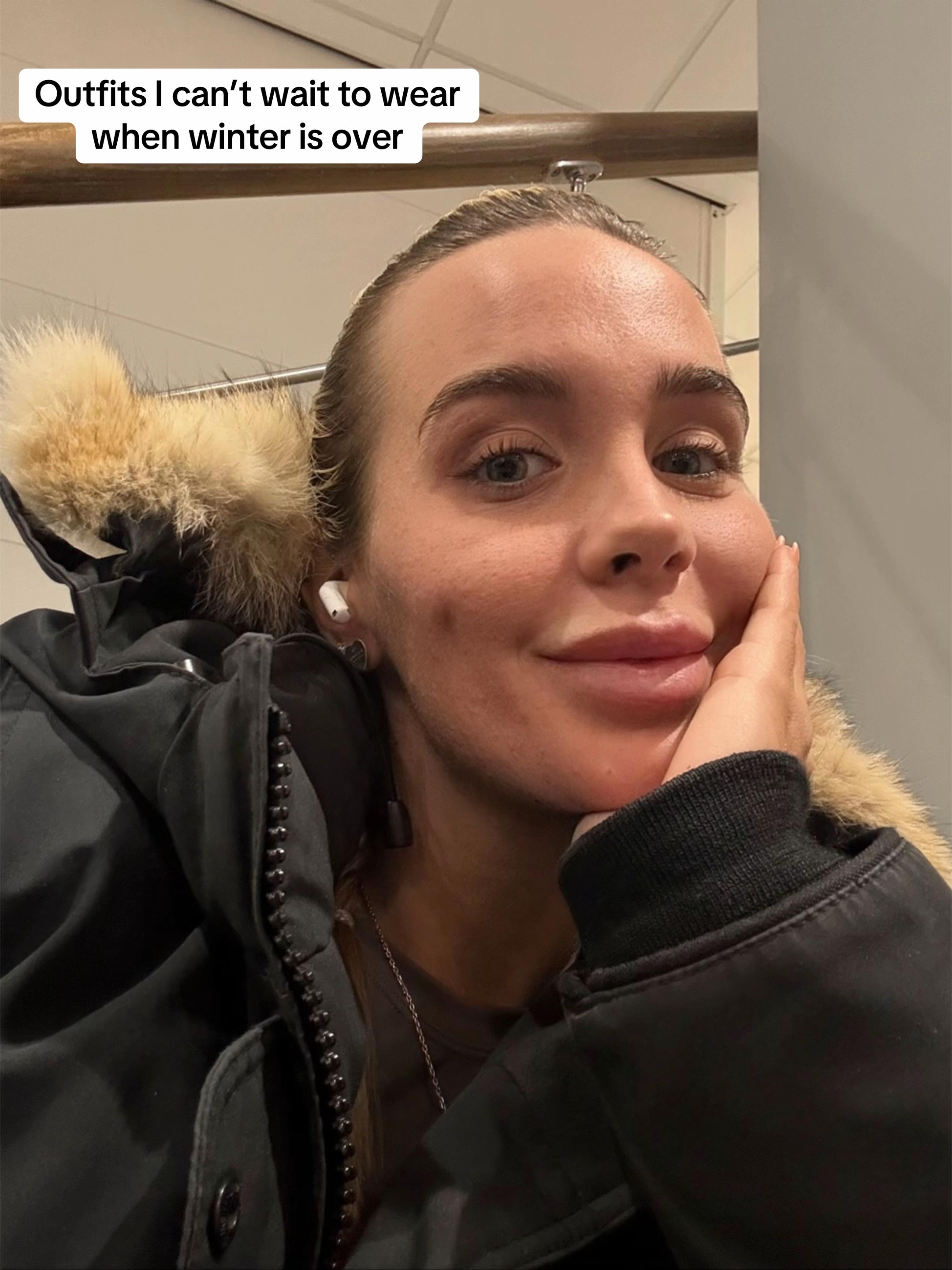 @Holly Petite